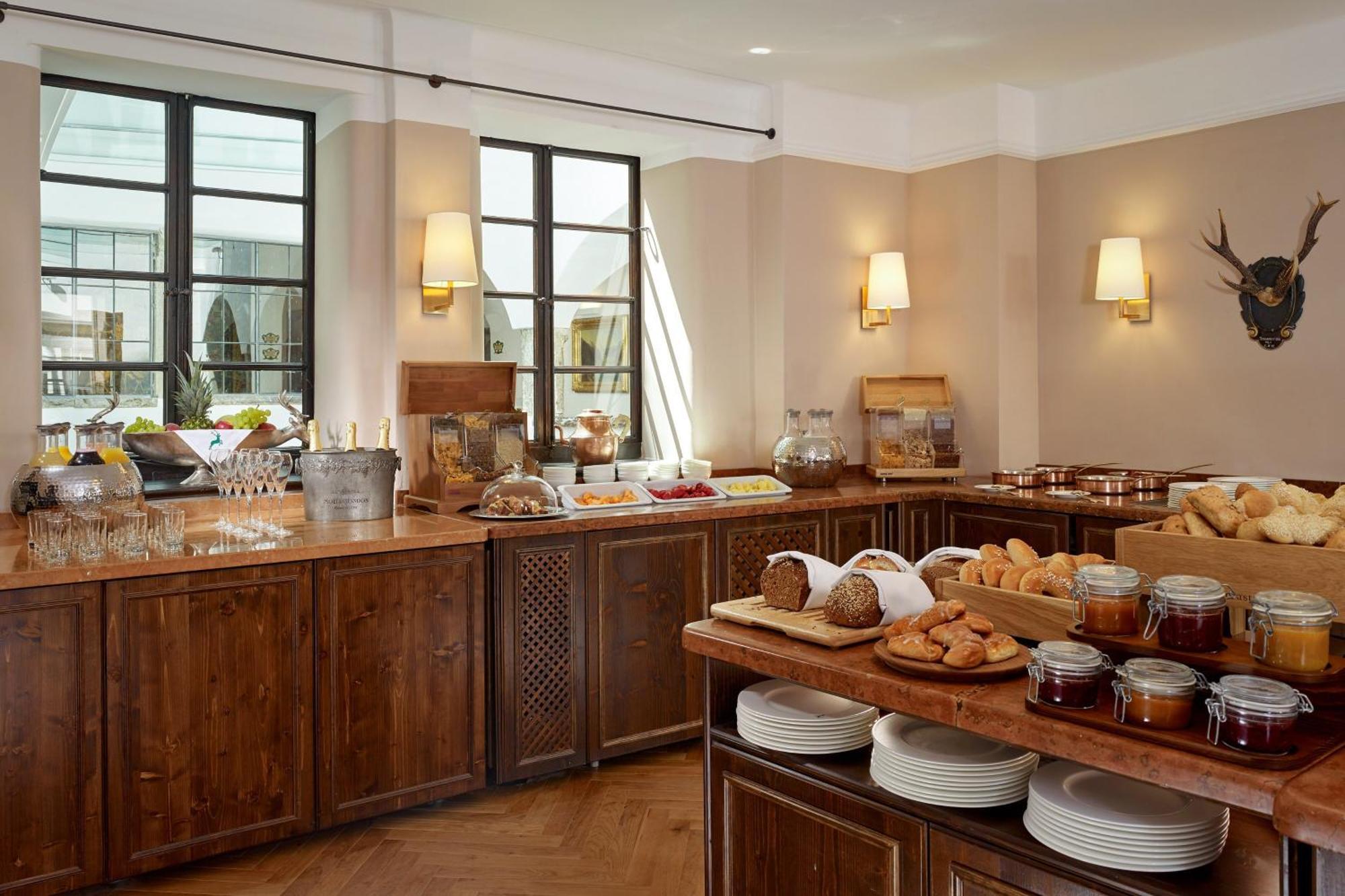 Goldener Hirsch, A Luxury Collection Hotel, Hotel 5*