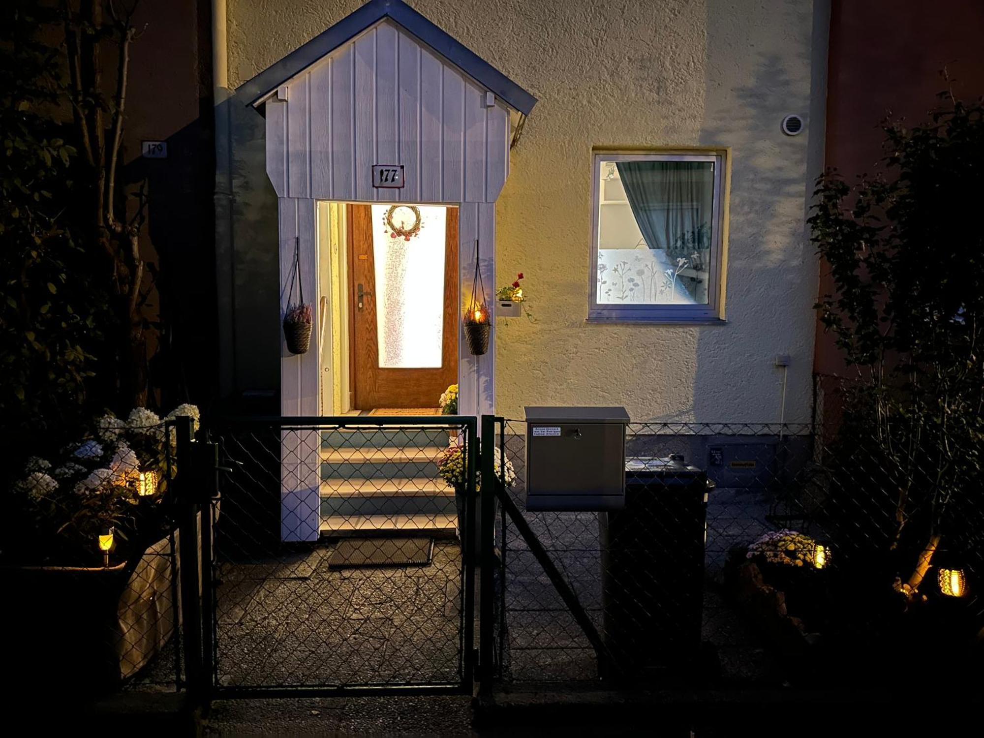 Guest house Natures Nest Garden With Free Parking *