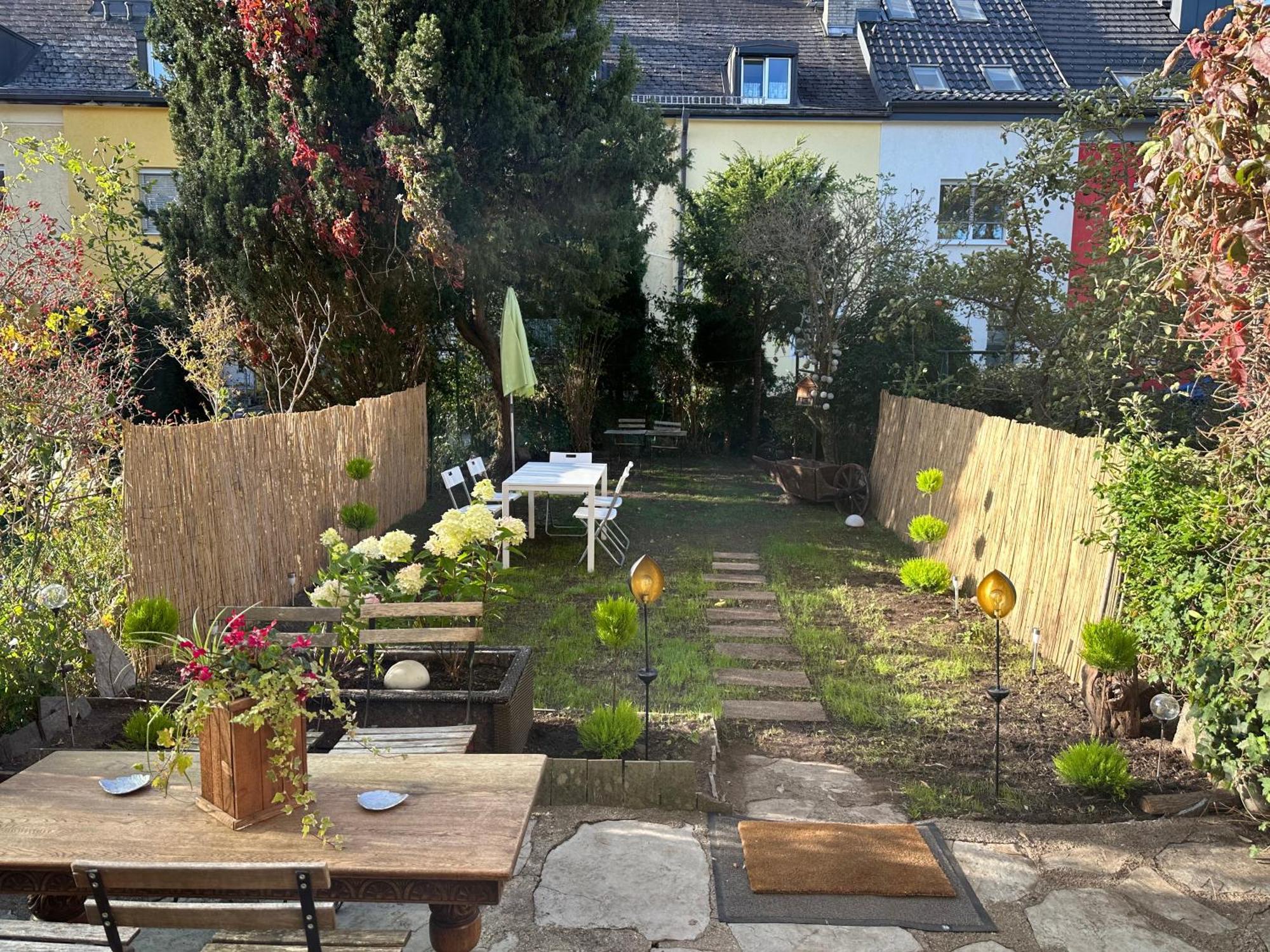 Natures Nest Garden With Free Parking *
