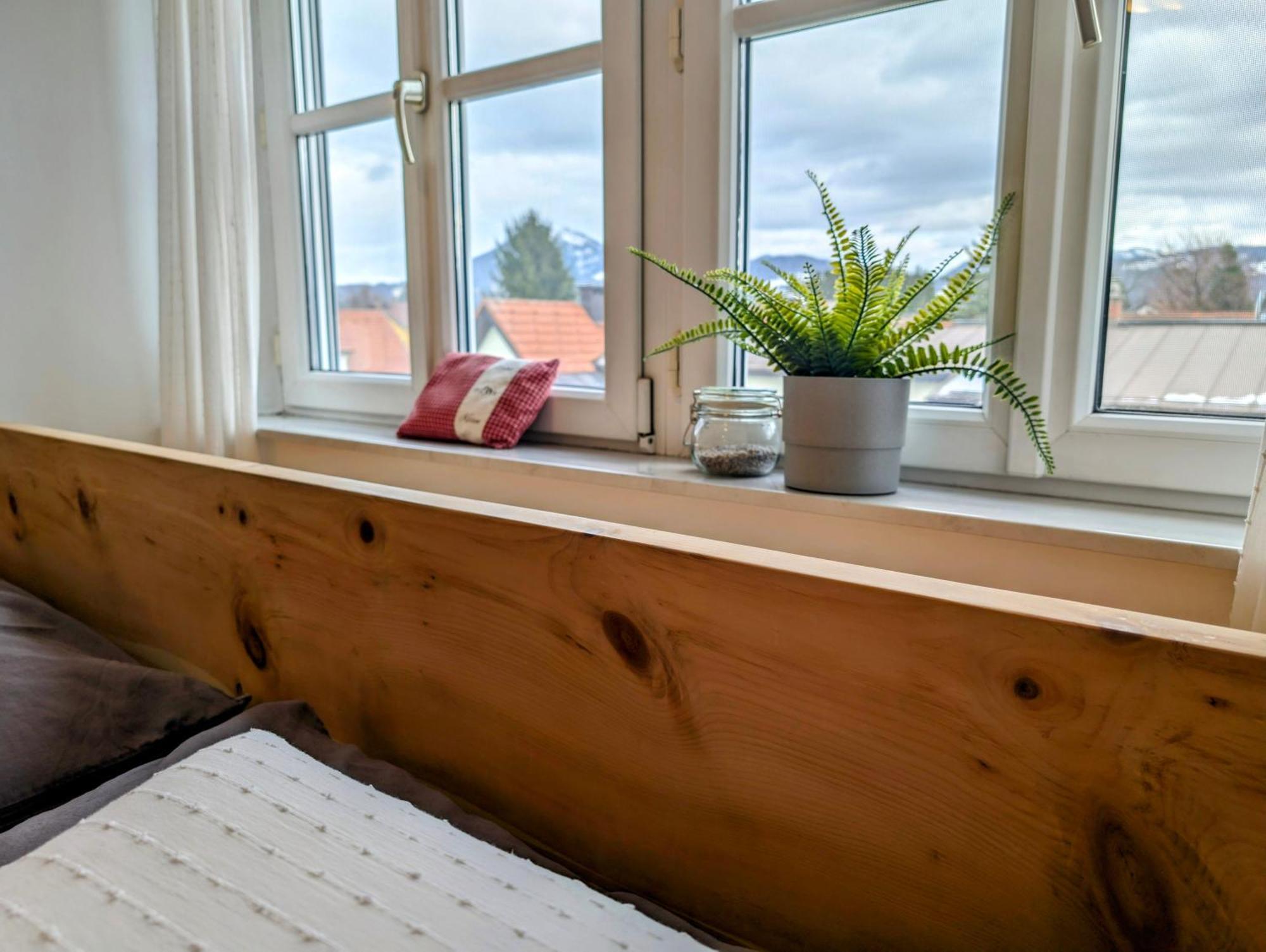 Ruhige 3-zimmer-wohnung Am Stadtrand Mit Bergblick Apartment Salzburg
