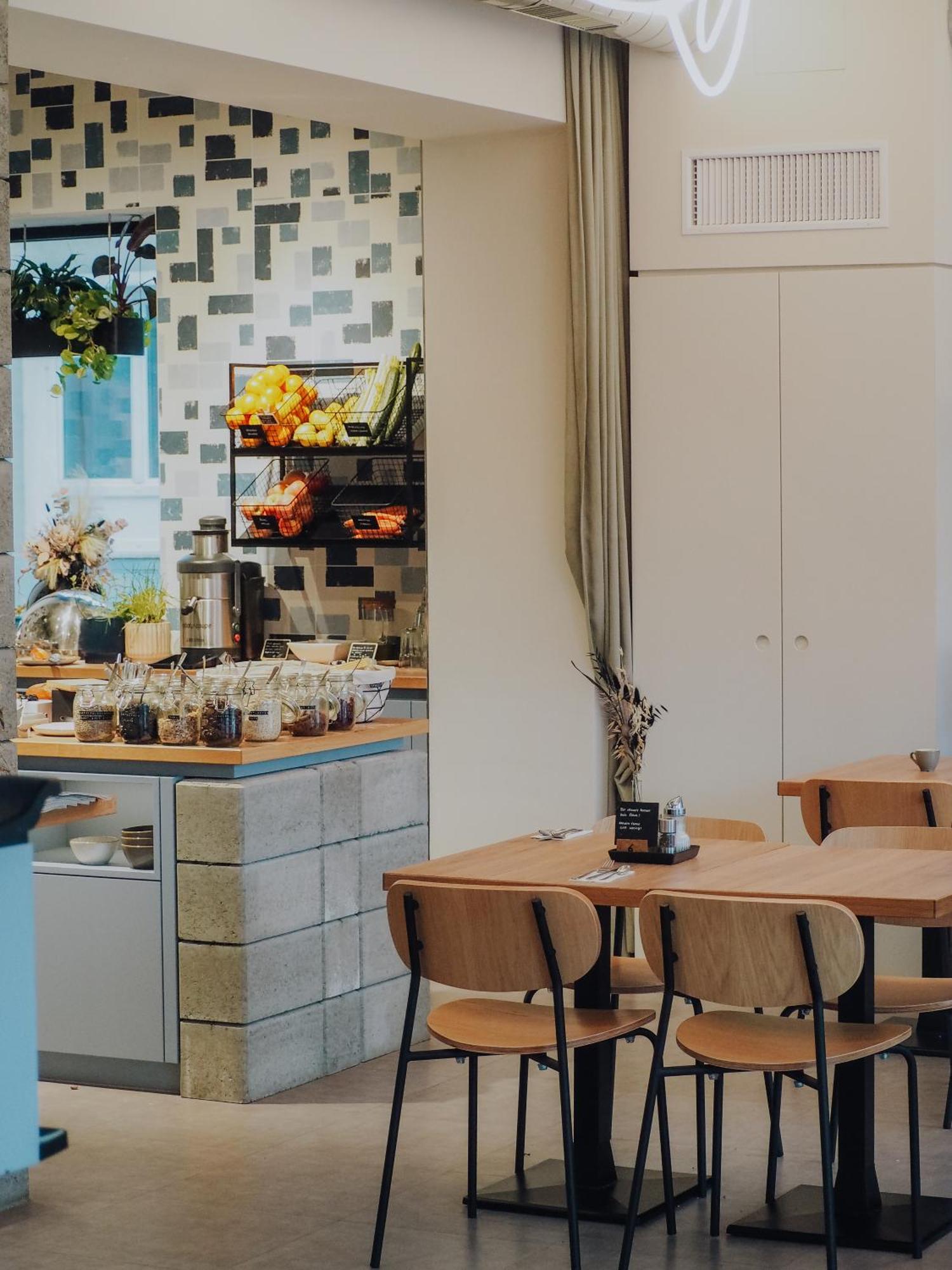 Levy's & Breakfast Hotel