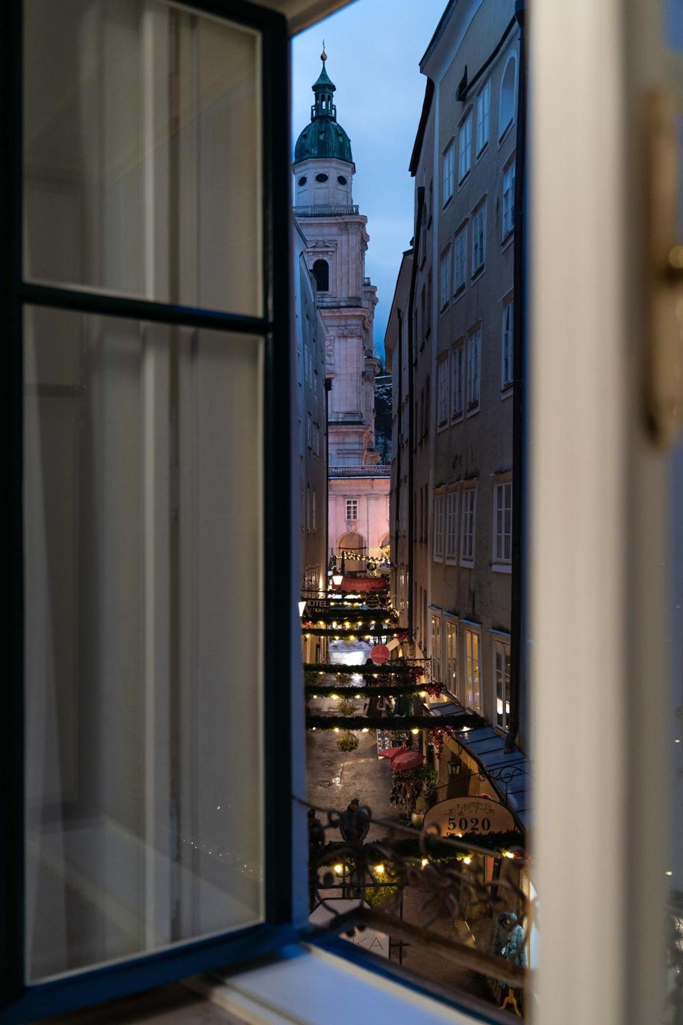 Altstadt-app. Domblick! *