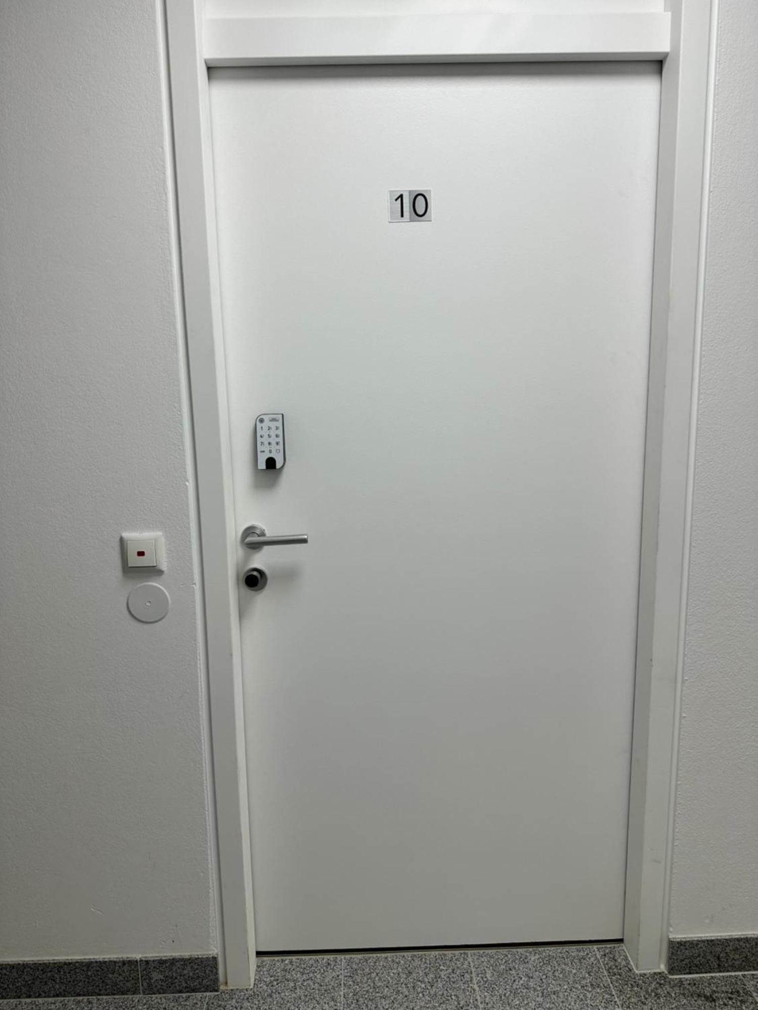 Morand I Apartment *