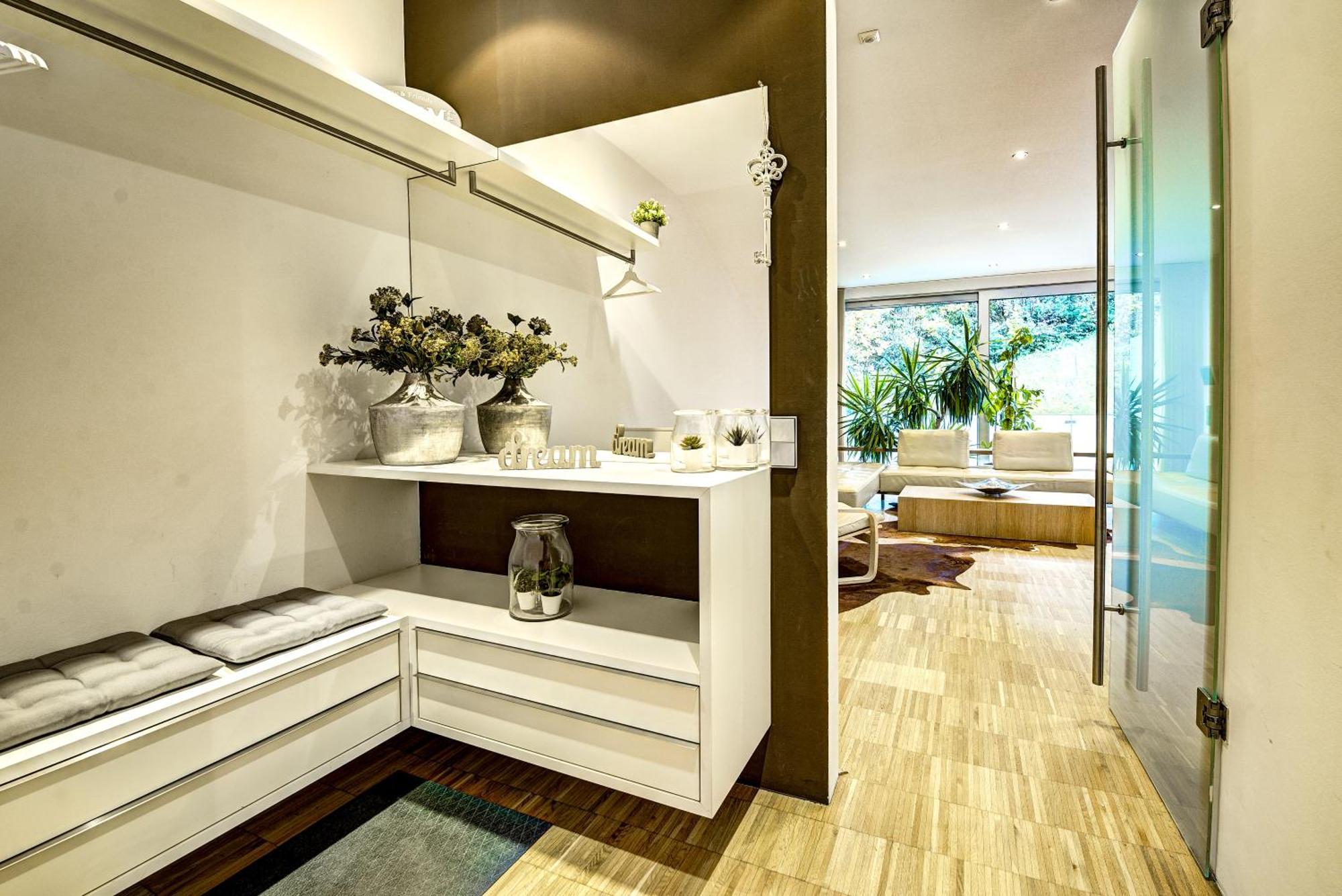 Sky View Apartment