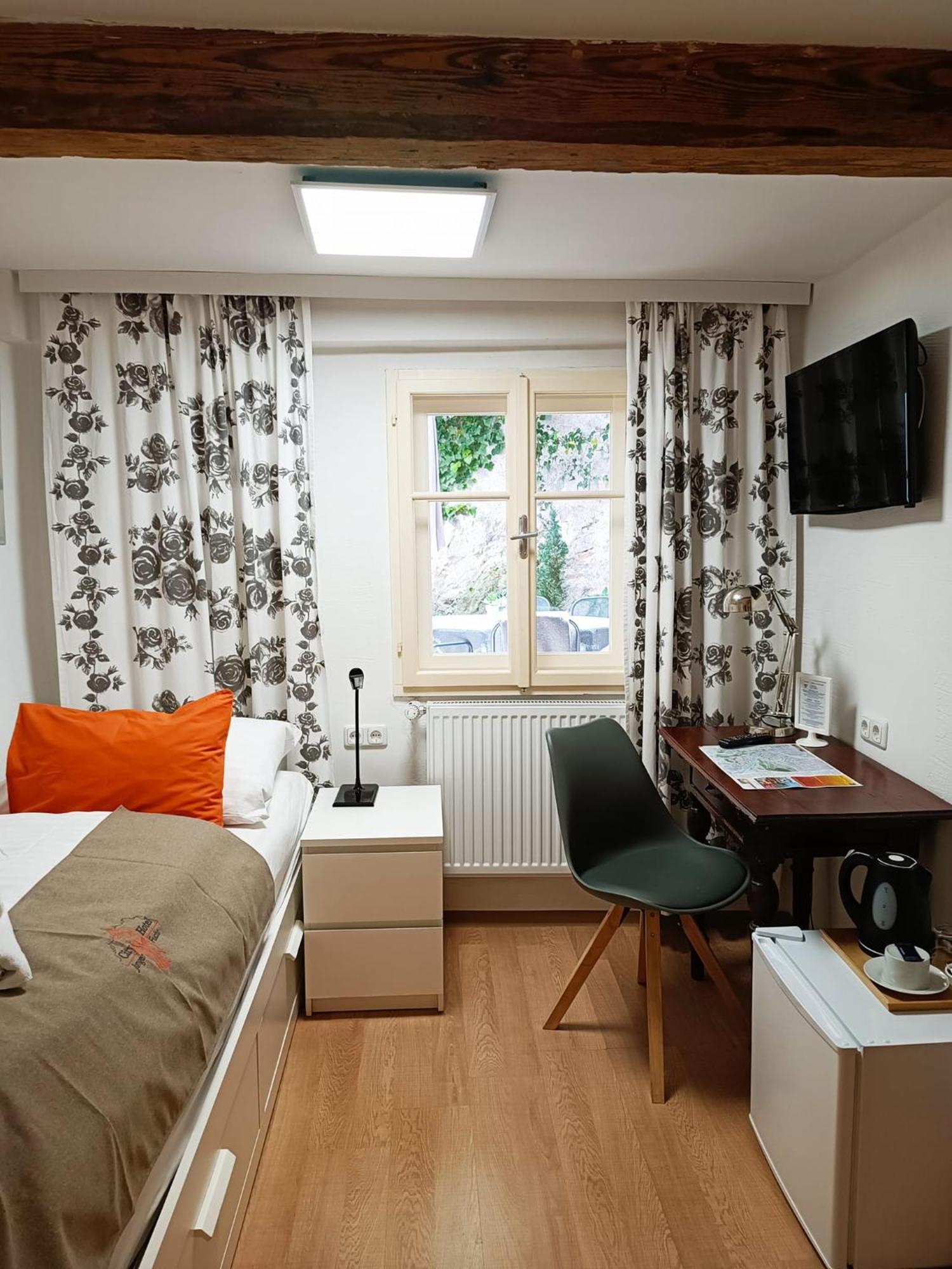 Cityhotel Junger Fuchs Hotel *