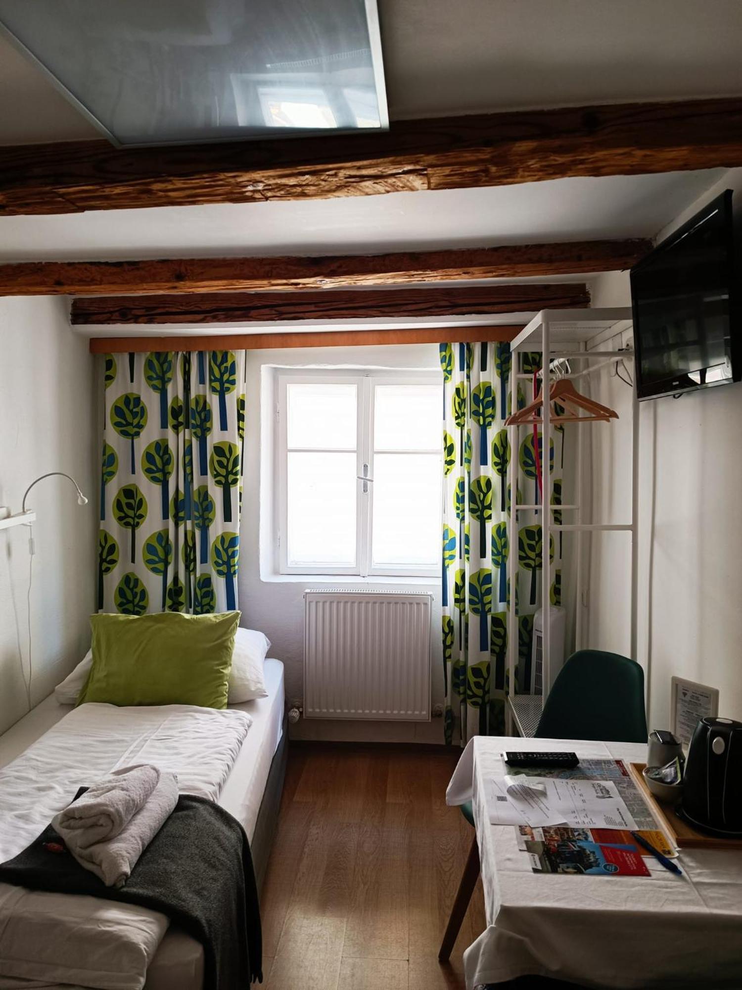 Hotel Cityhotel Junger Fuchs *
