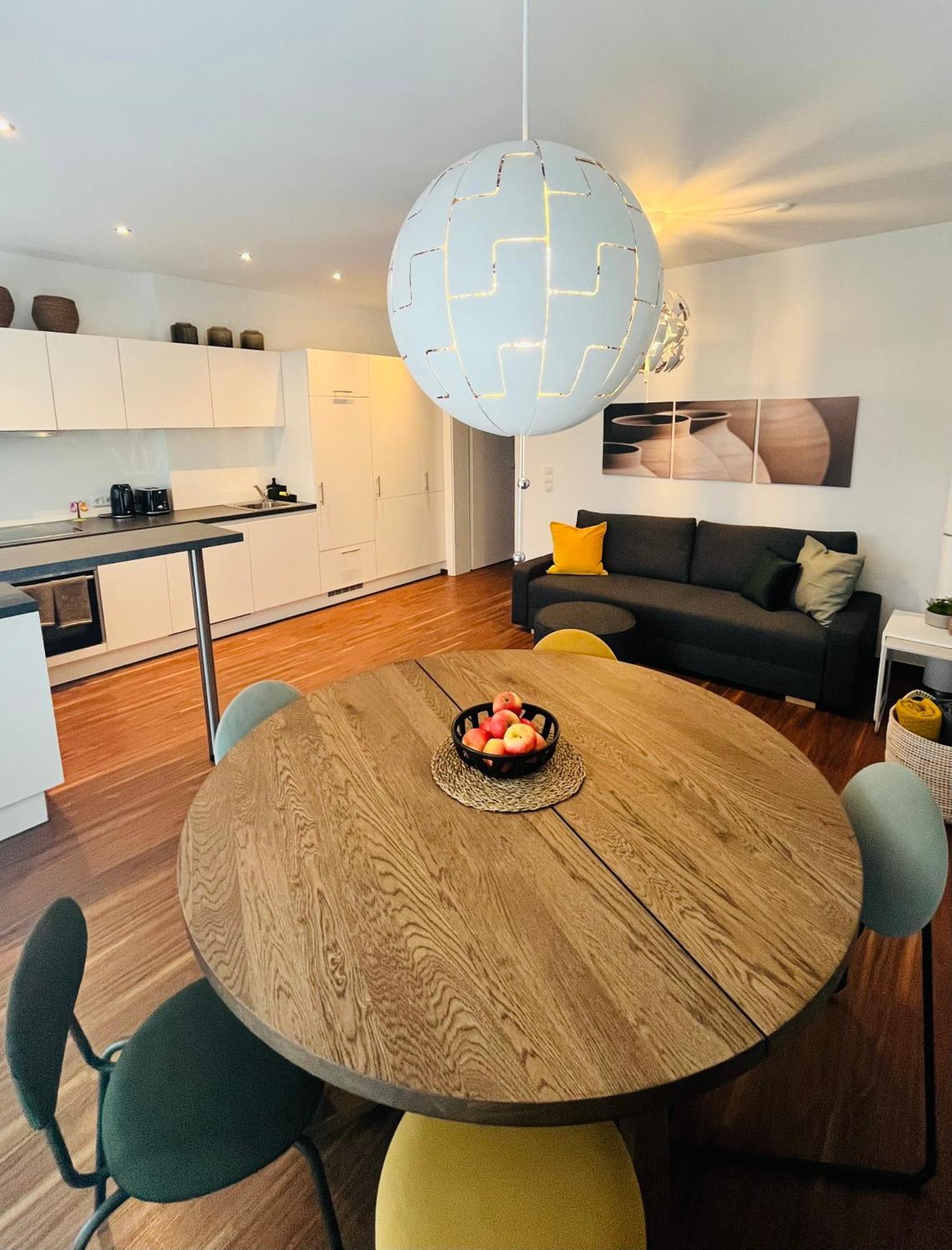 Apartment M4 *