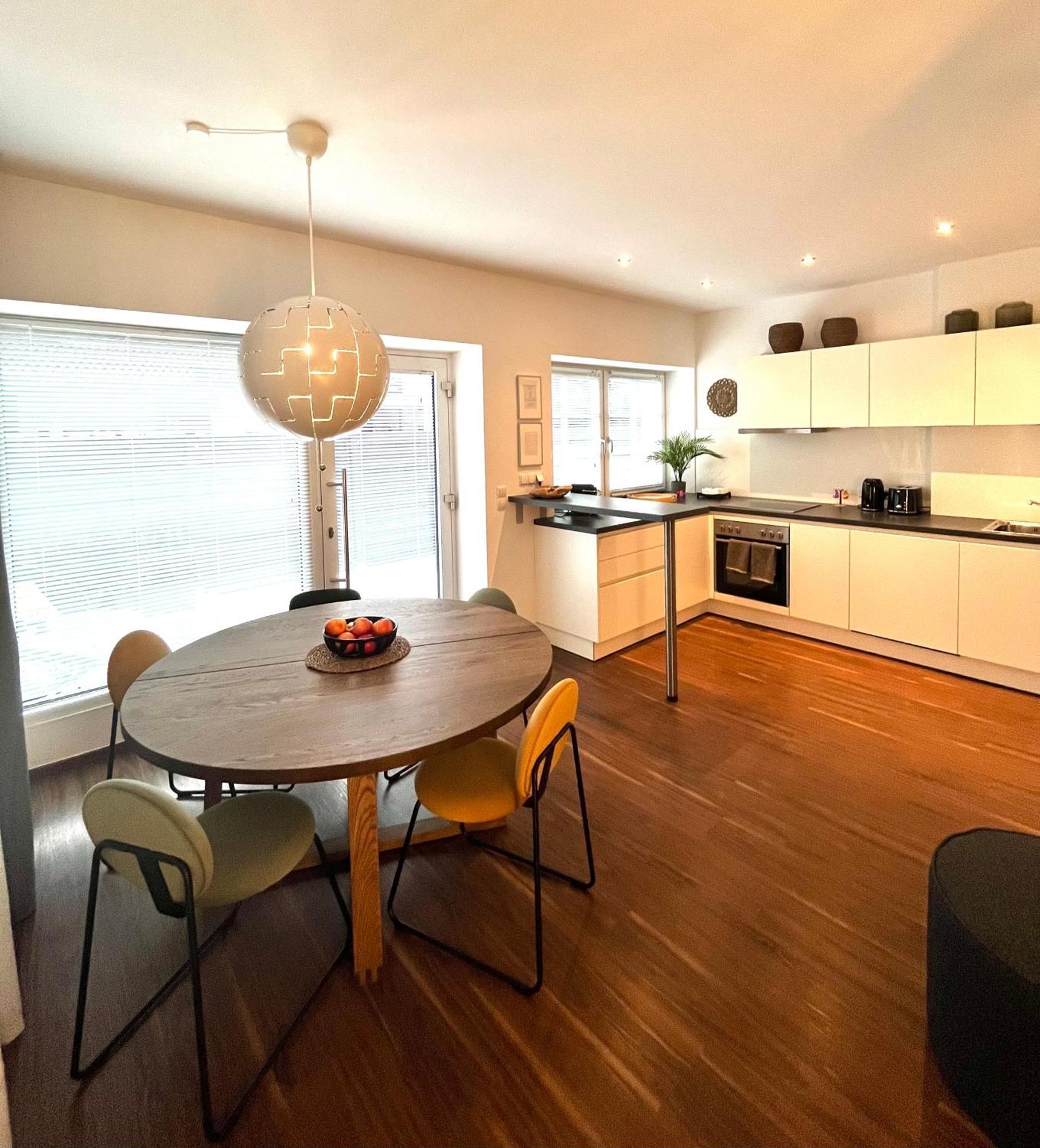 Apartment M4 *