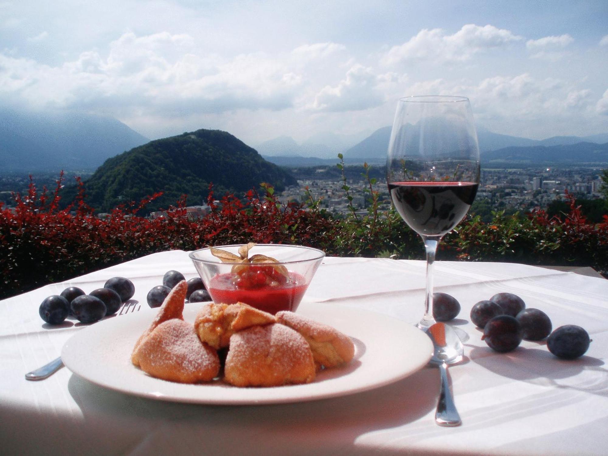 Schoene Aussicht Hotel 3*