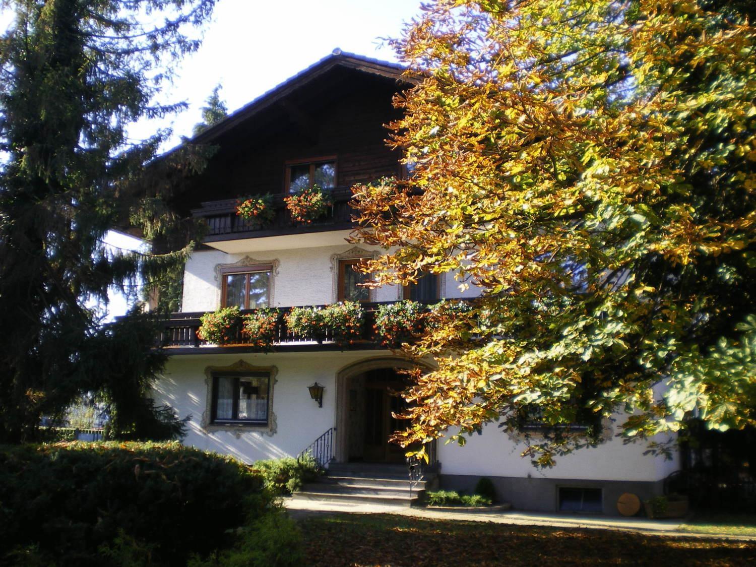 Fruehstueckspension Helmhof 2*