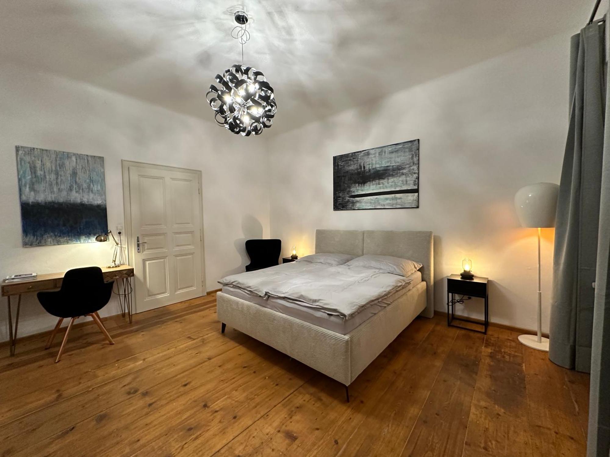Charmantes Altbau-apartment In Der Altstadt Salzburg