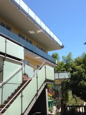 „1. Work & Sleep Luxury Apartment“ Fuer Arbeiten & Wohnen !