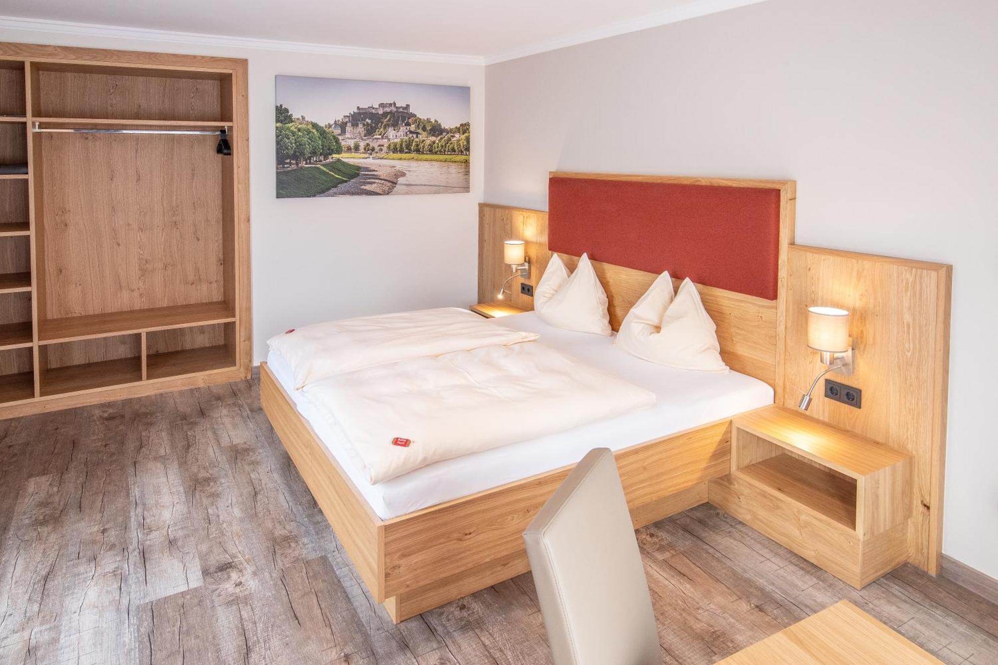Fruehstueckspension Helmhof Guest house 2*