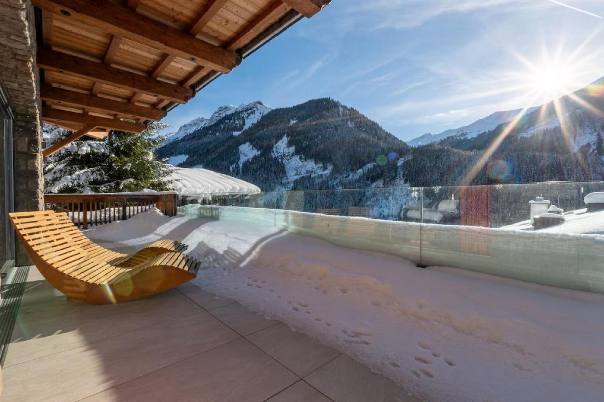 Exquisite Contemporary Chalet Recently Completed Apartment
