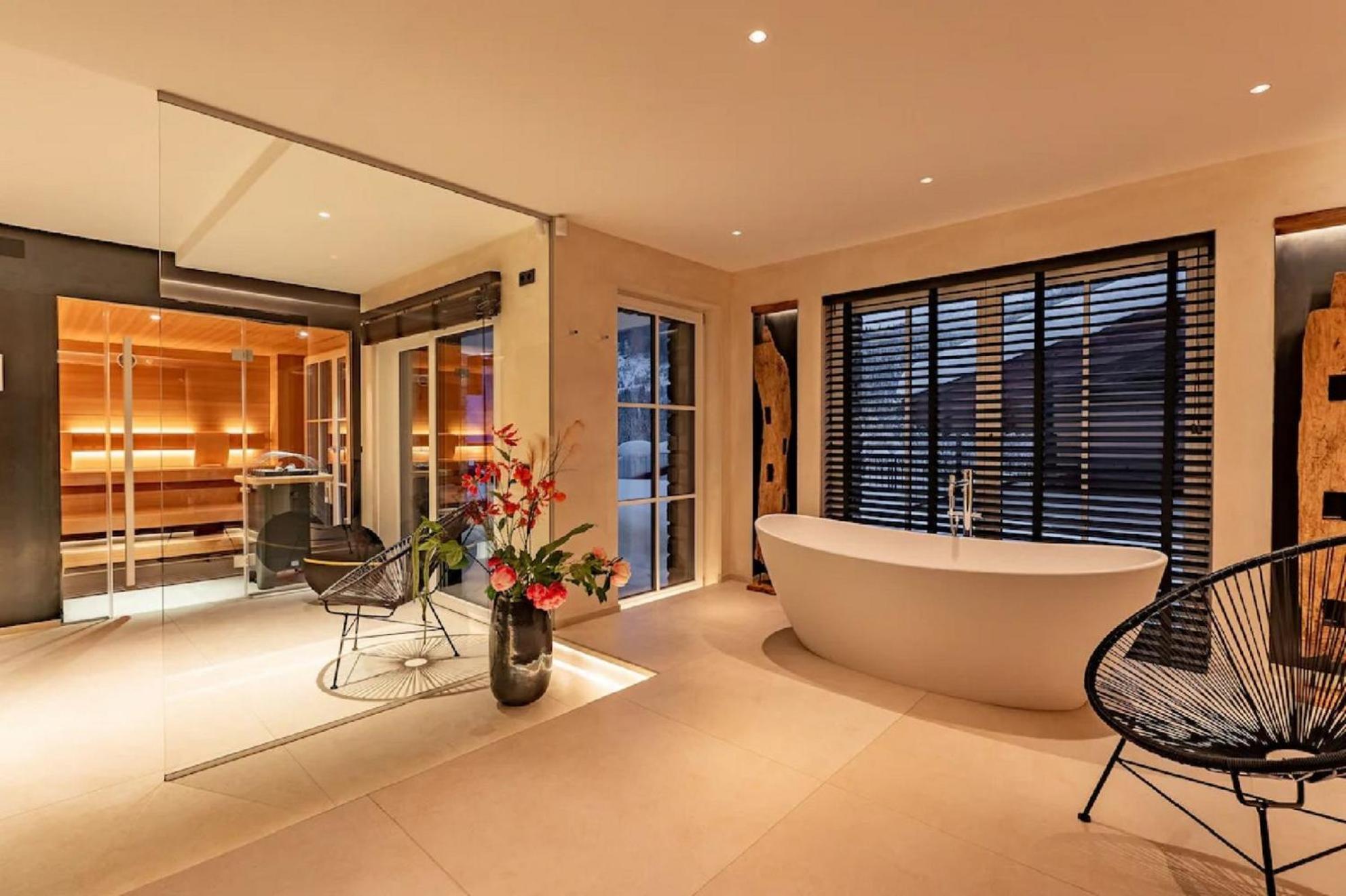 Apartment Exquisite Contemporary Chalet Recently Completed Salzburg