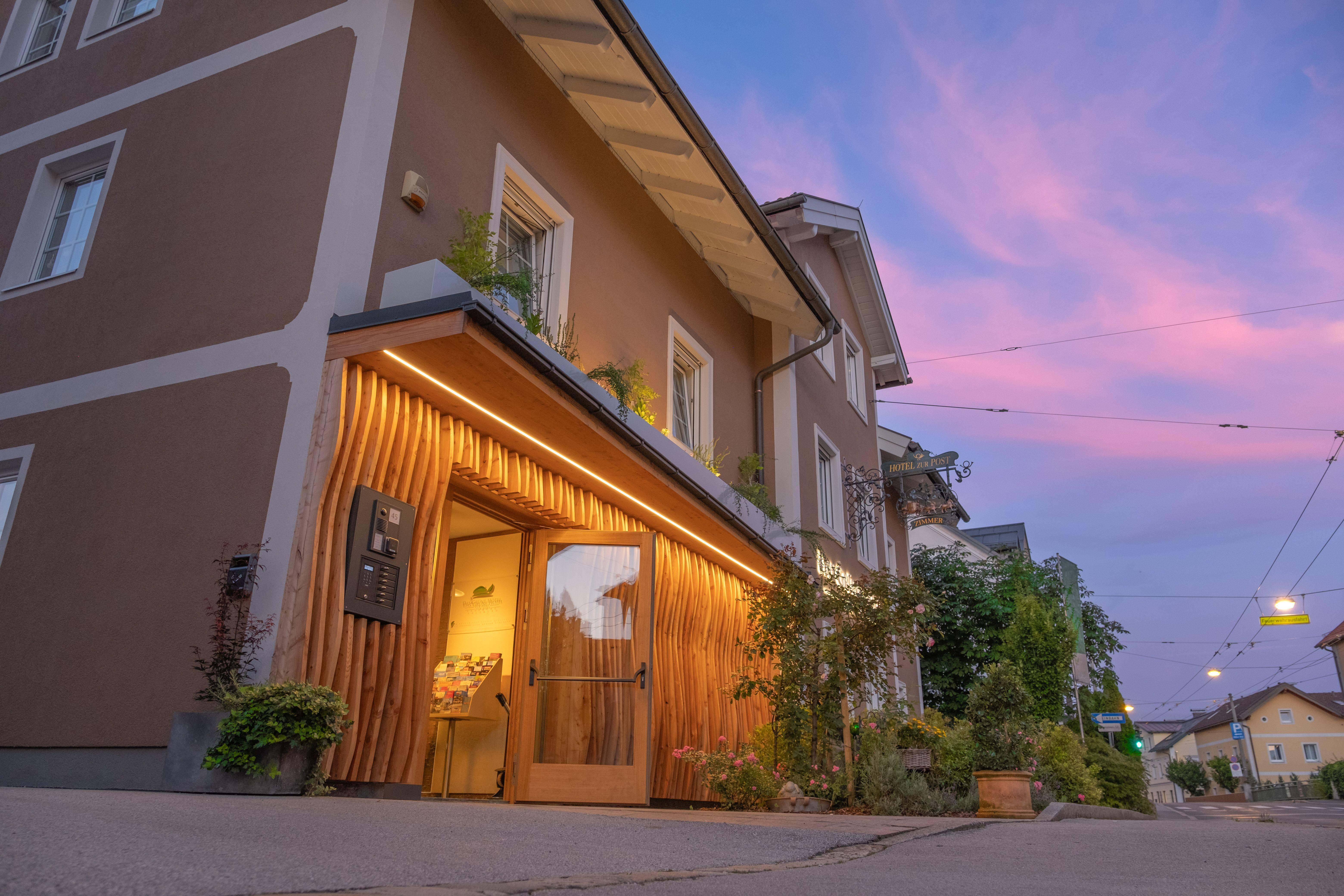 Gruene Zur Post - 100 % Bio 3* Salzburg