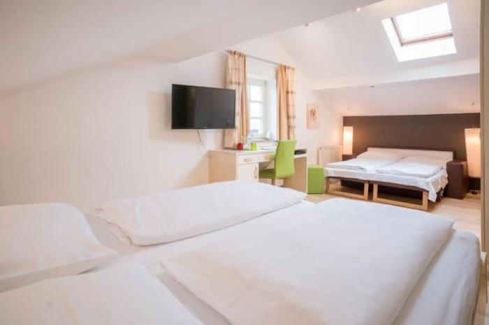 Gruene Zur Post - 100 % Bio 3* Salzburg