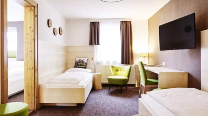 Gruene Zur Post - 100 % Bio Hotel Salzburg