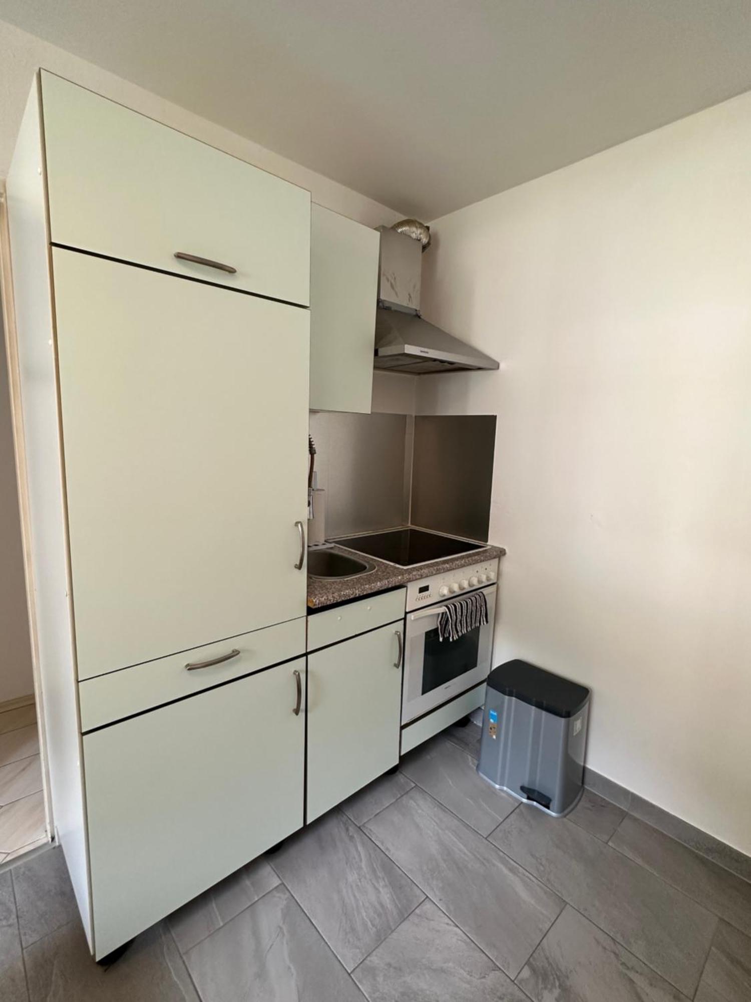 Homestay Cozy For 2 - 5 Min To Main Station *