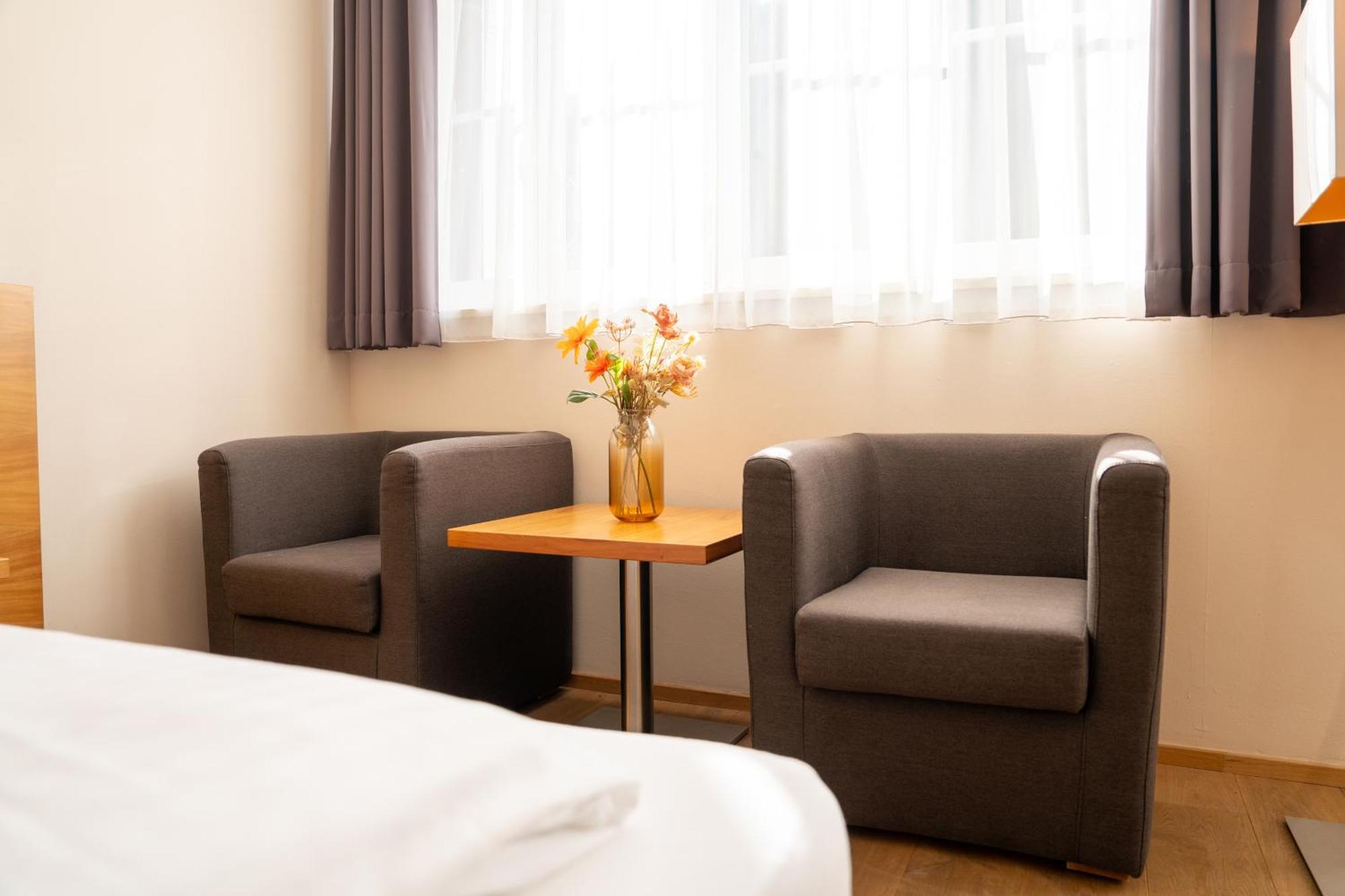 Jedermann Boutiquehotel Mit Stadtgarten Salzburgo