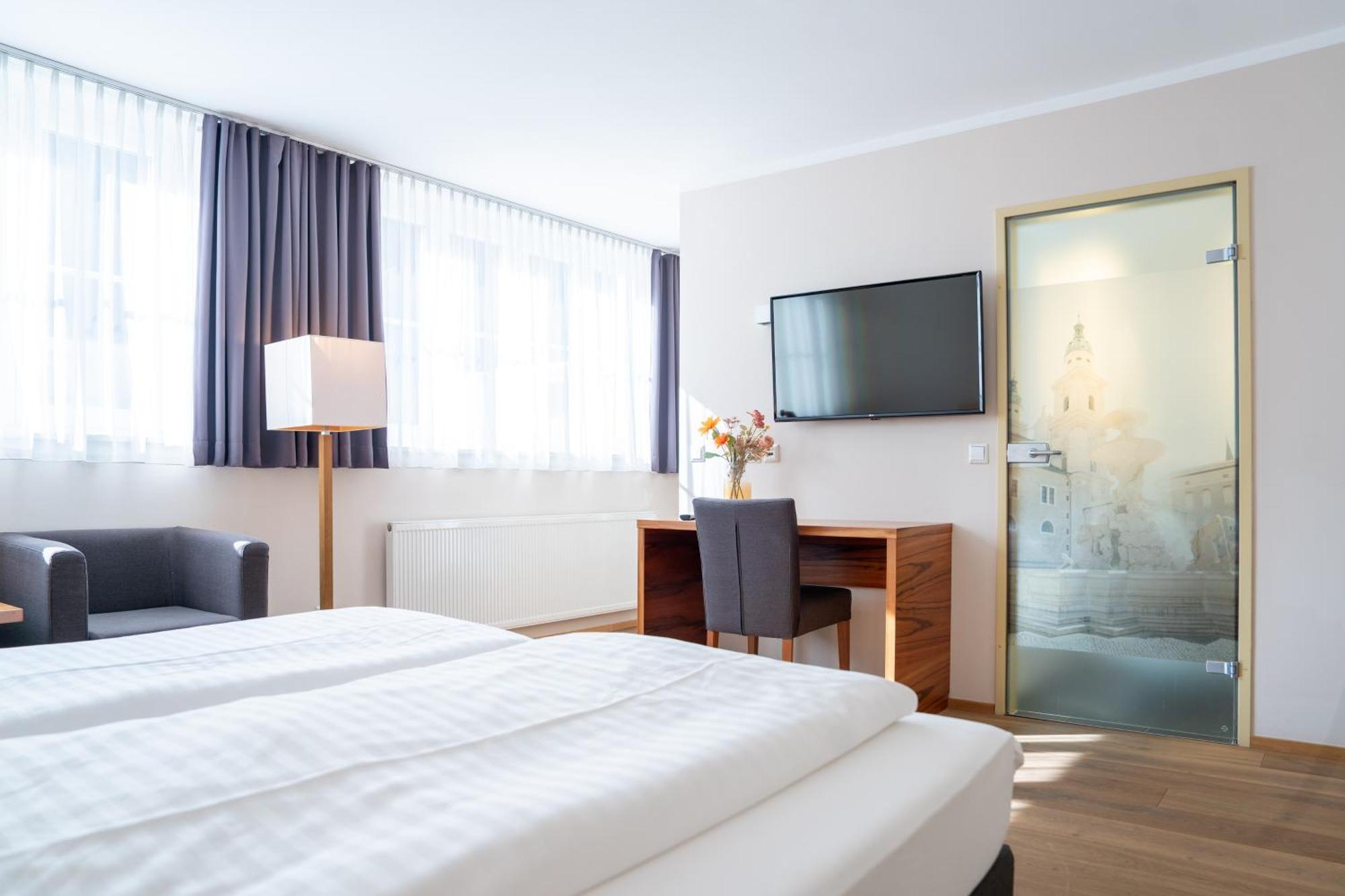 Jedermann Boutiquehotel Mit Stadtgarten Hotel