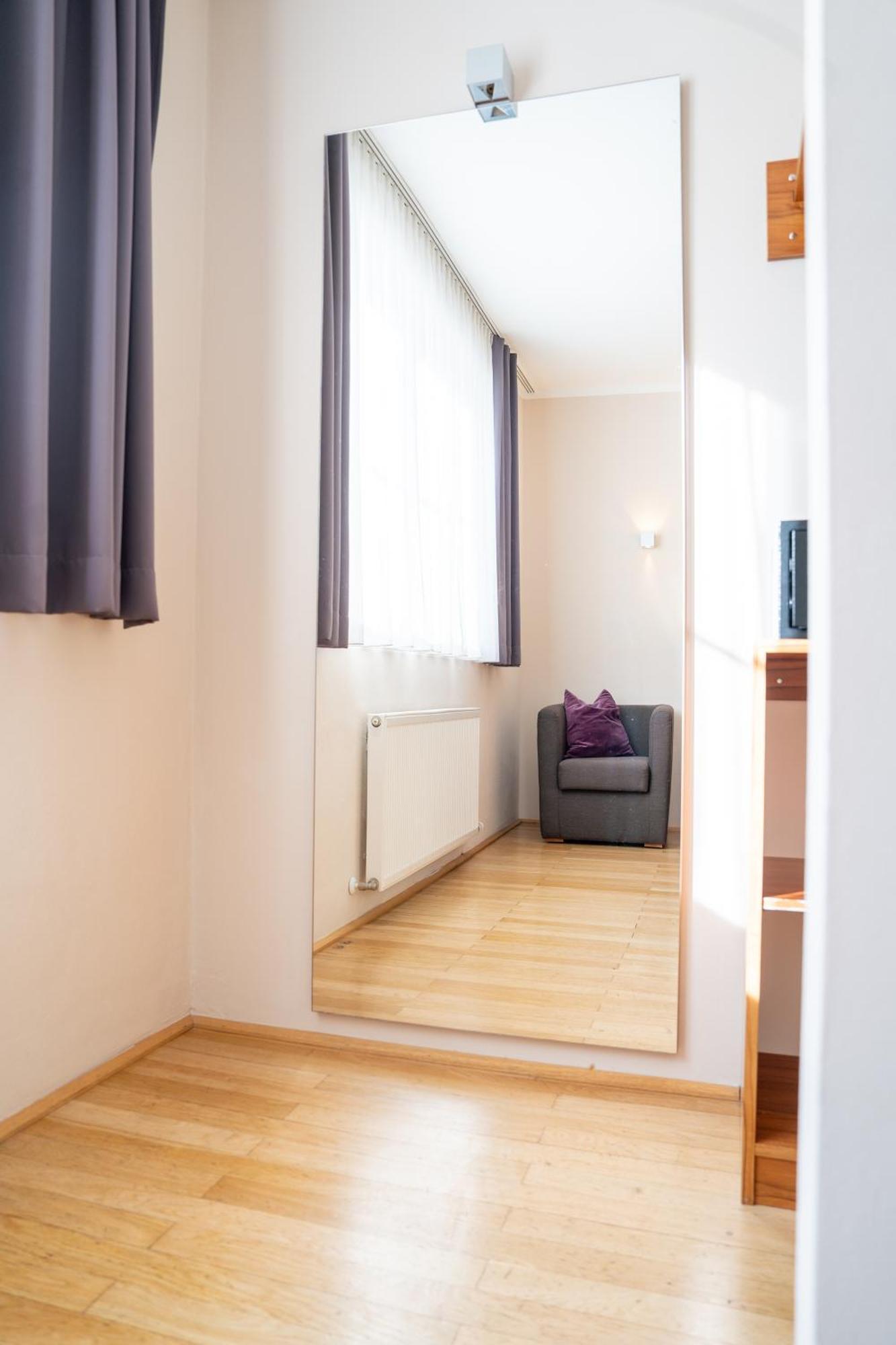 Jedermann Boutiquehotel Mit Stadtgarten Hotel 3*