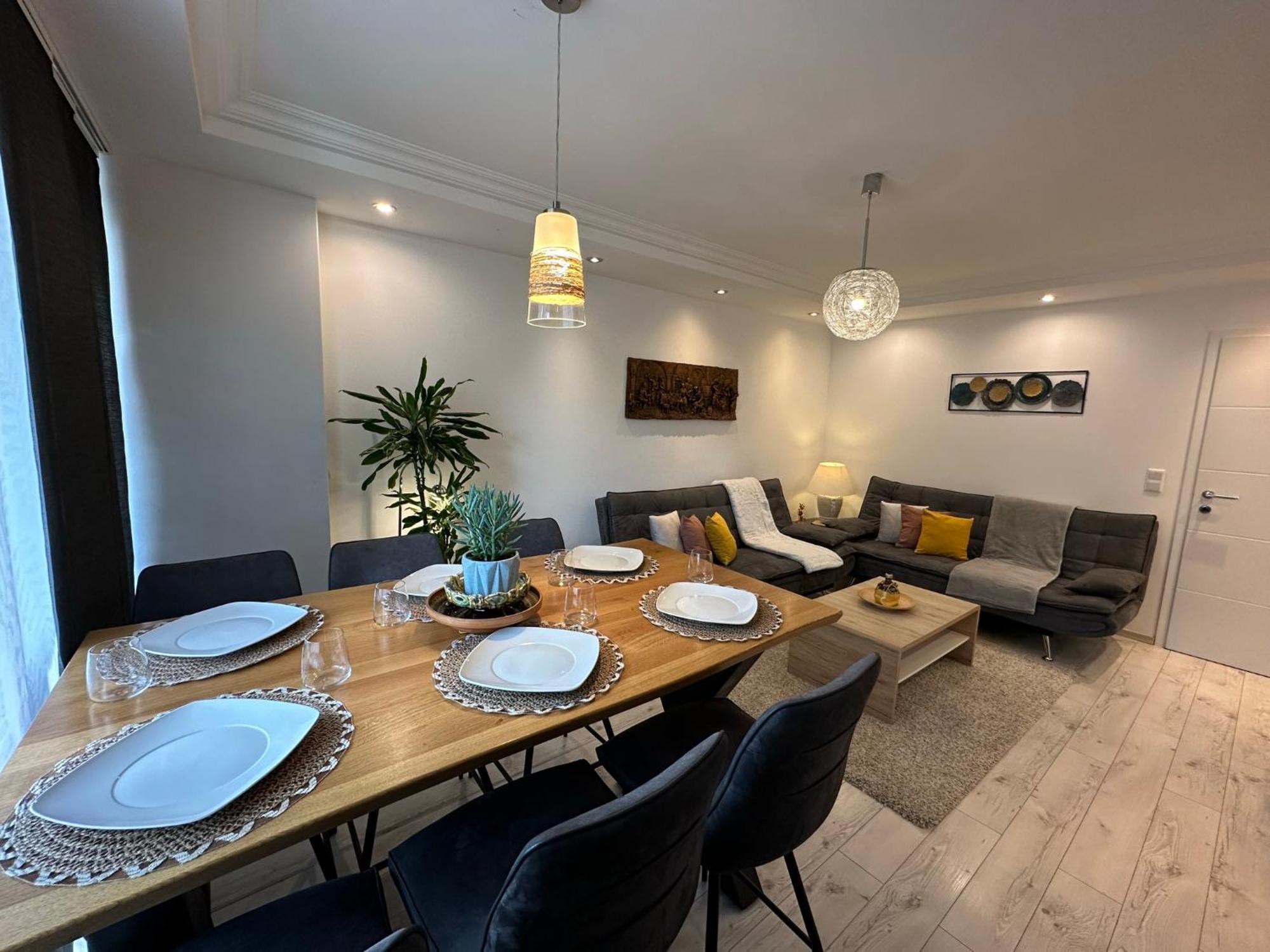 Privatunterkunft Stylish Near Train-station Parking Extra Salzburg