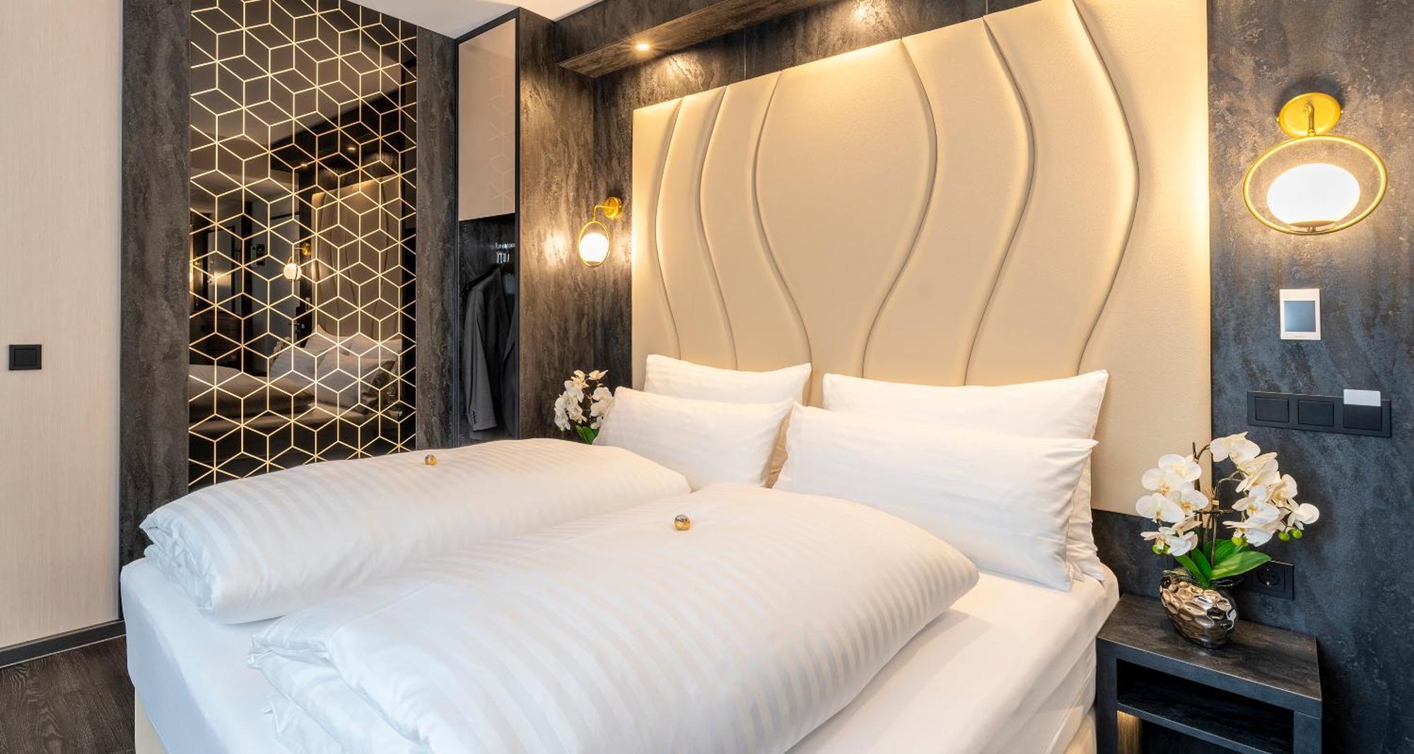 Hotel Plaza 3*