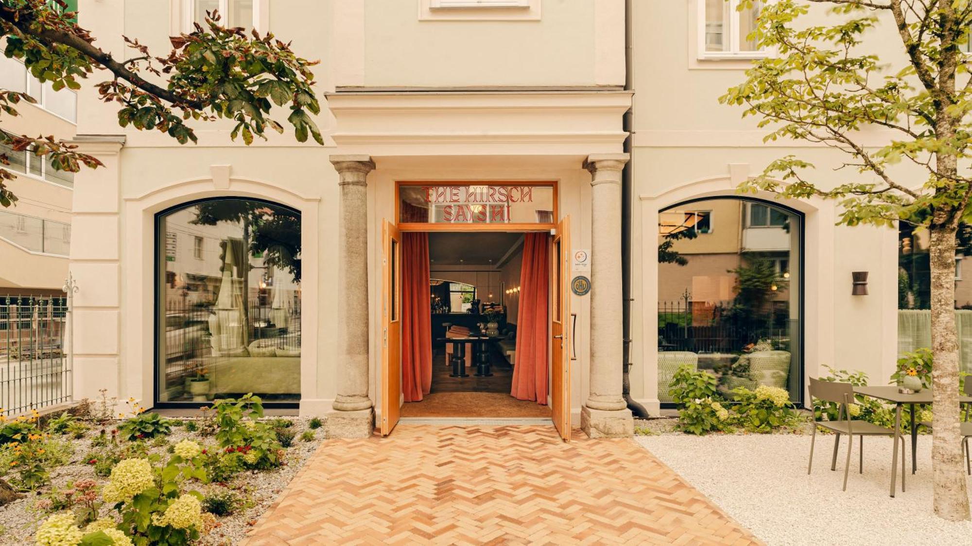 Aparthotel Zum Hirschen 4*