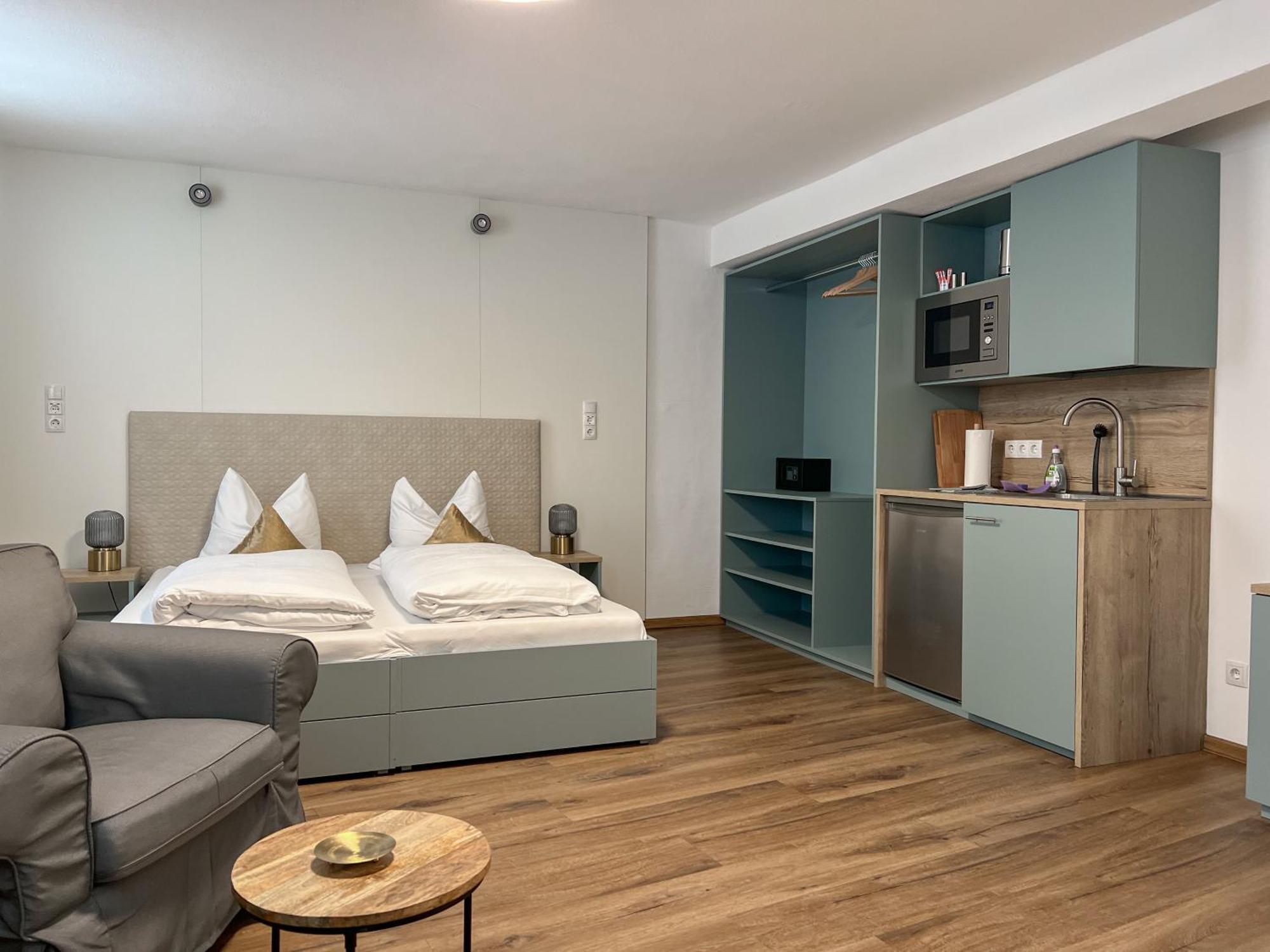 - Bergstrasse Aparthotel