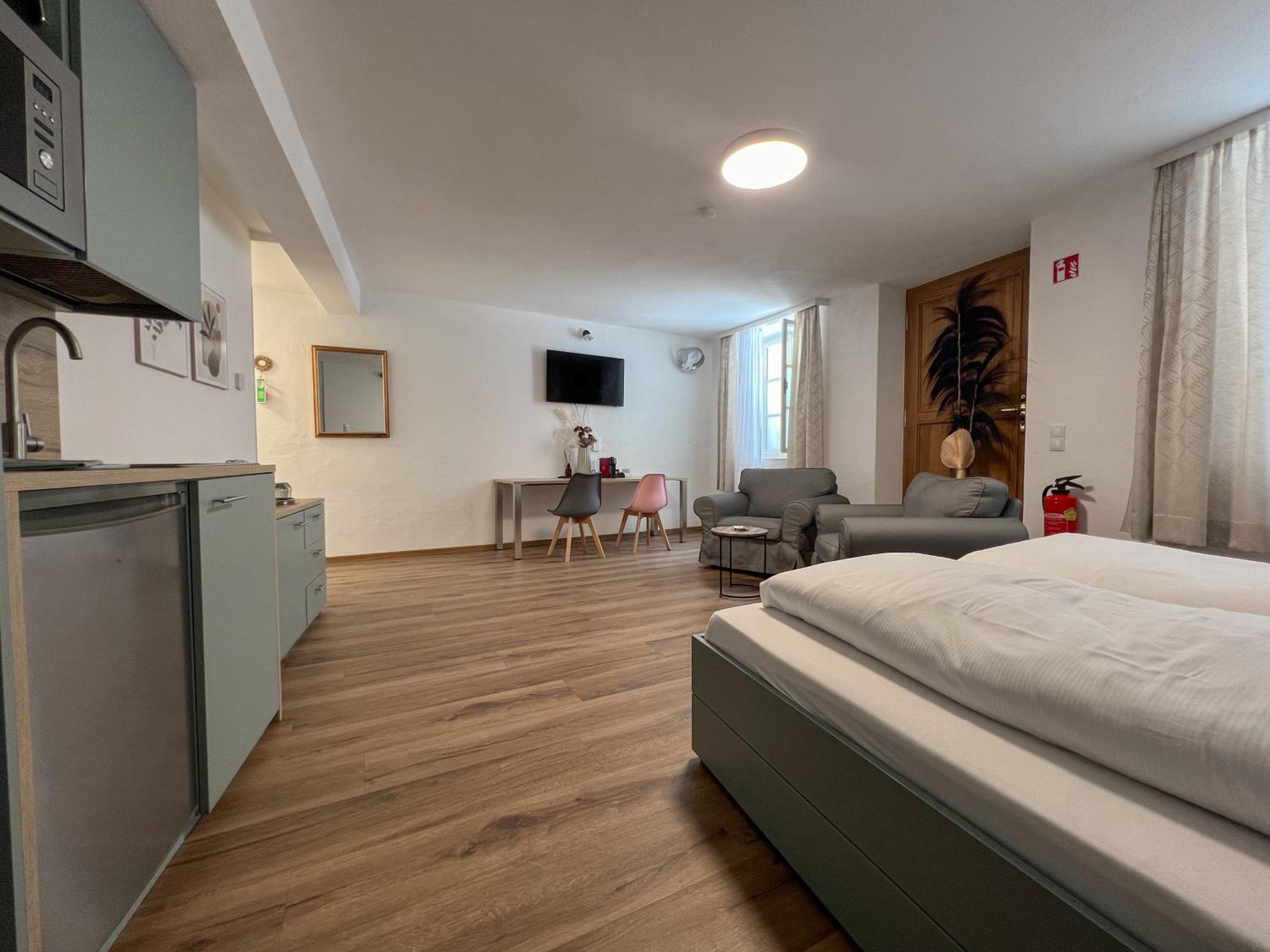 - Bergstrasse Aparthotel Salzburg