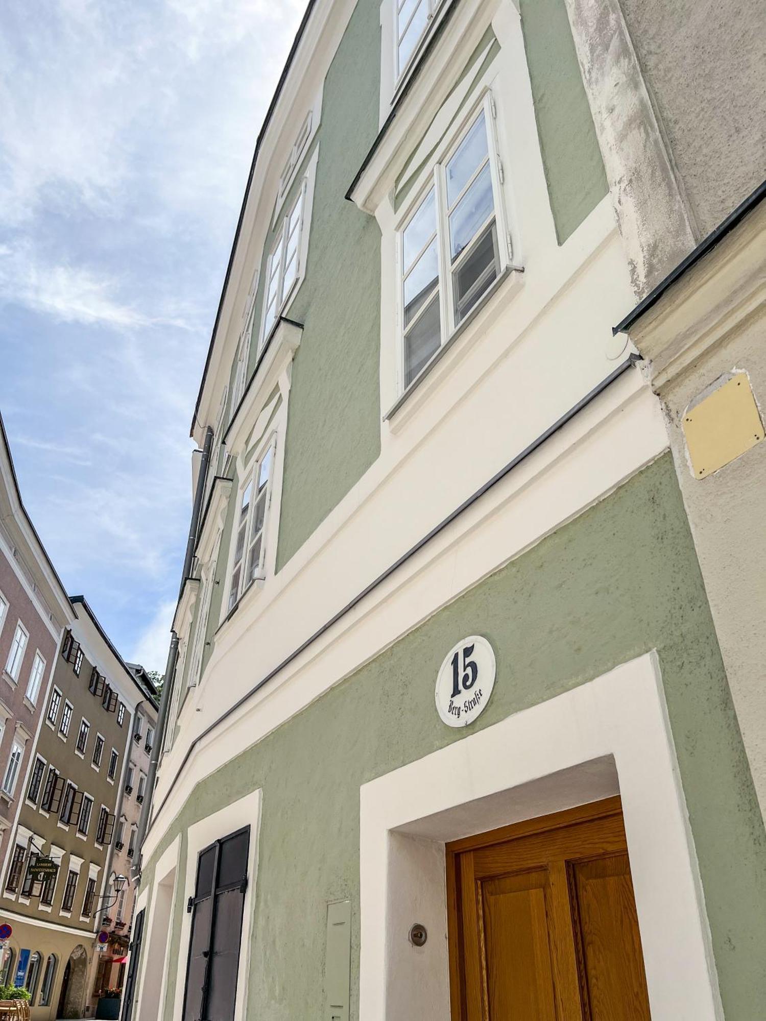 - Bergstrasse *