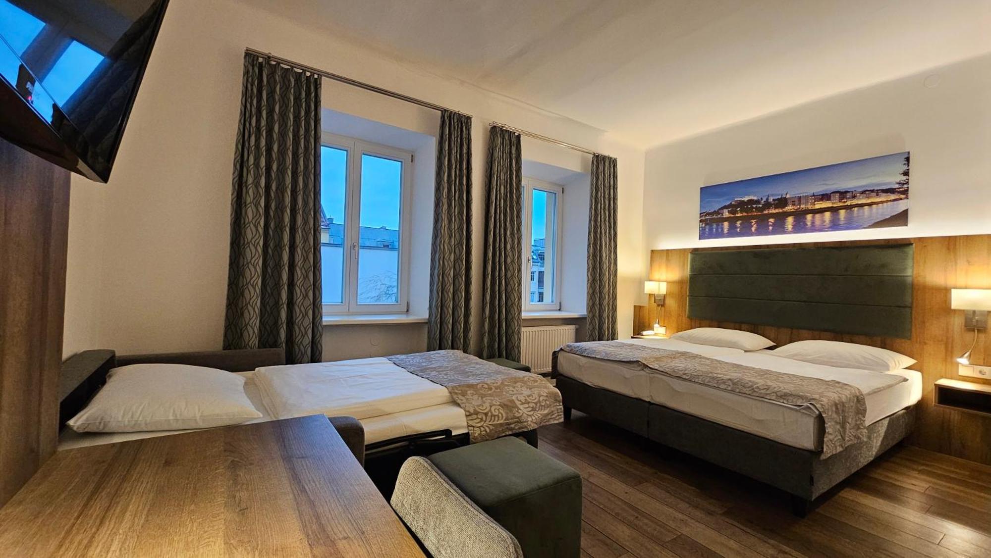 Altstadt Hofwirt Hotel 3*