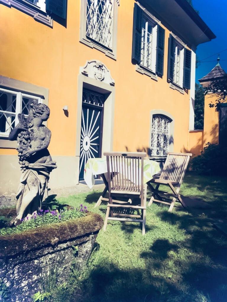 Apartment Schloss Mit Eigenem Garten Und Parkplatz G Salzburg