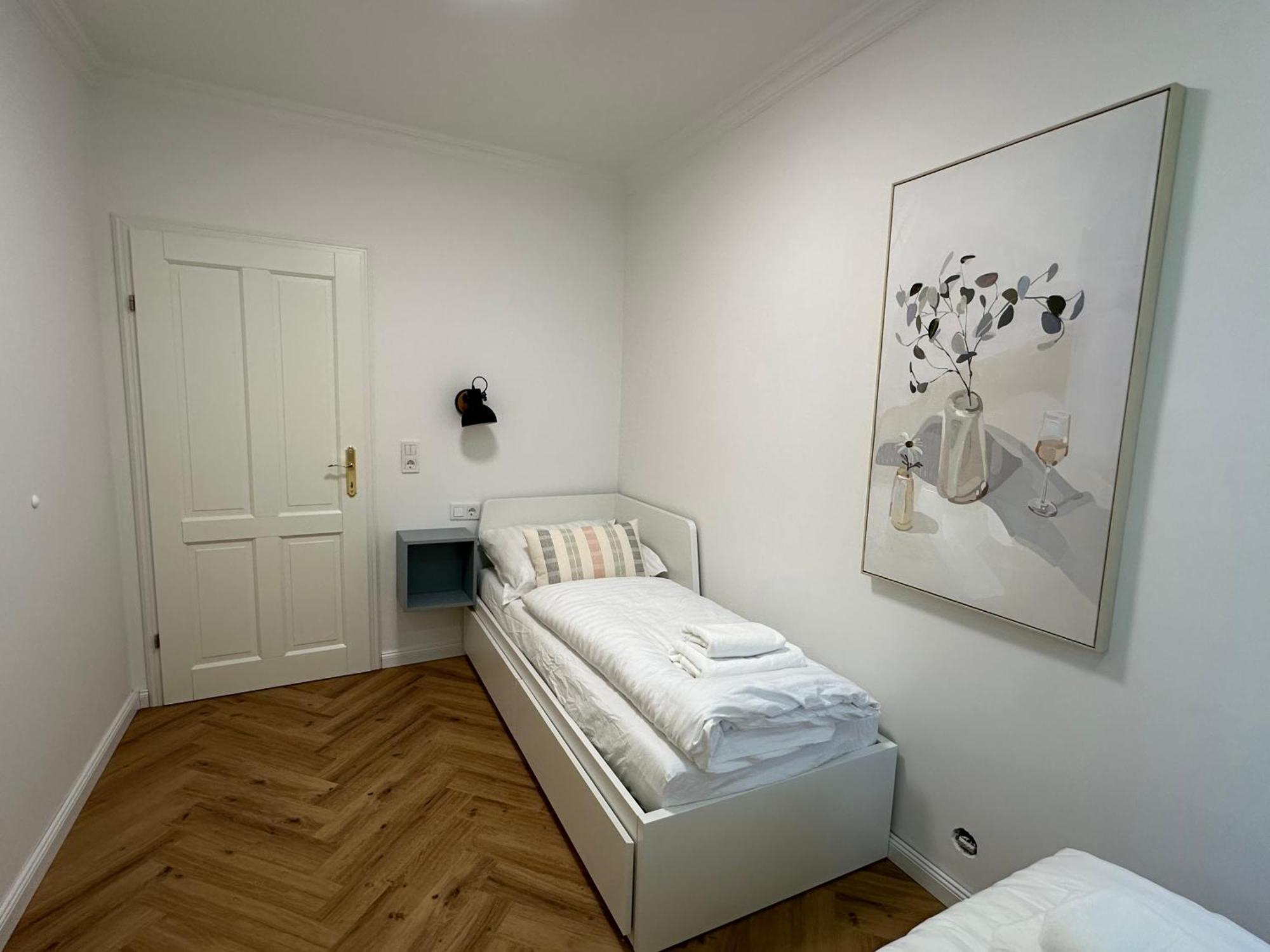 Morand I Apartment *