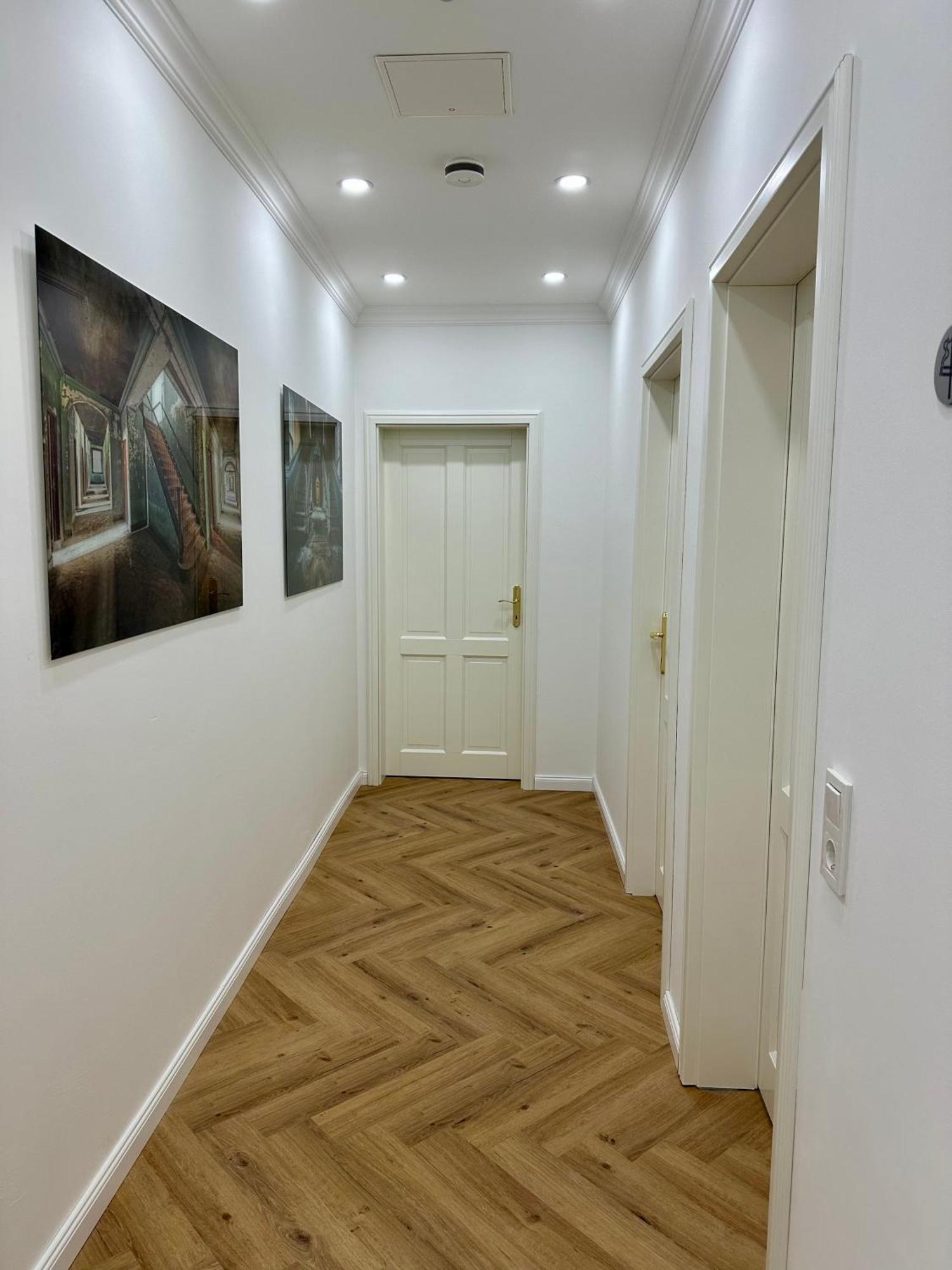 Morand I Apartment *