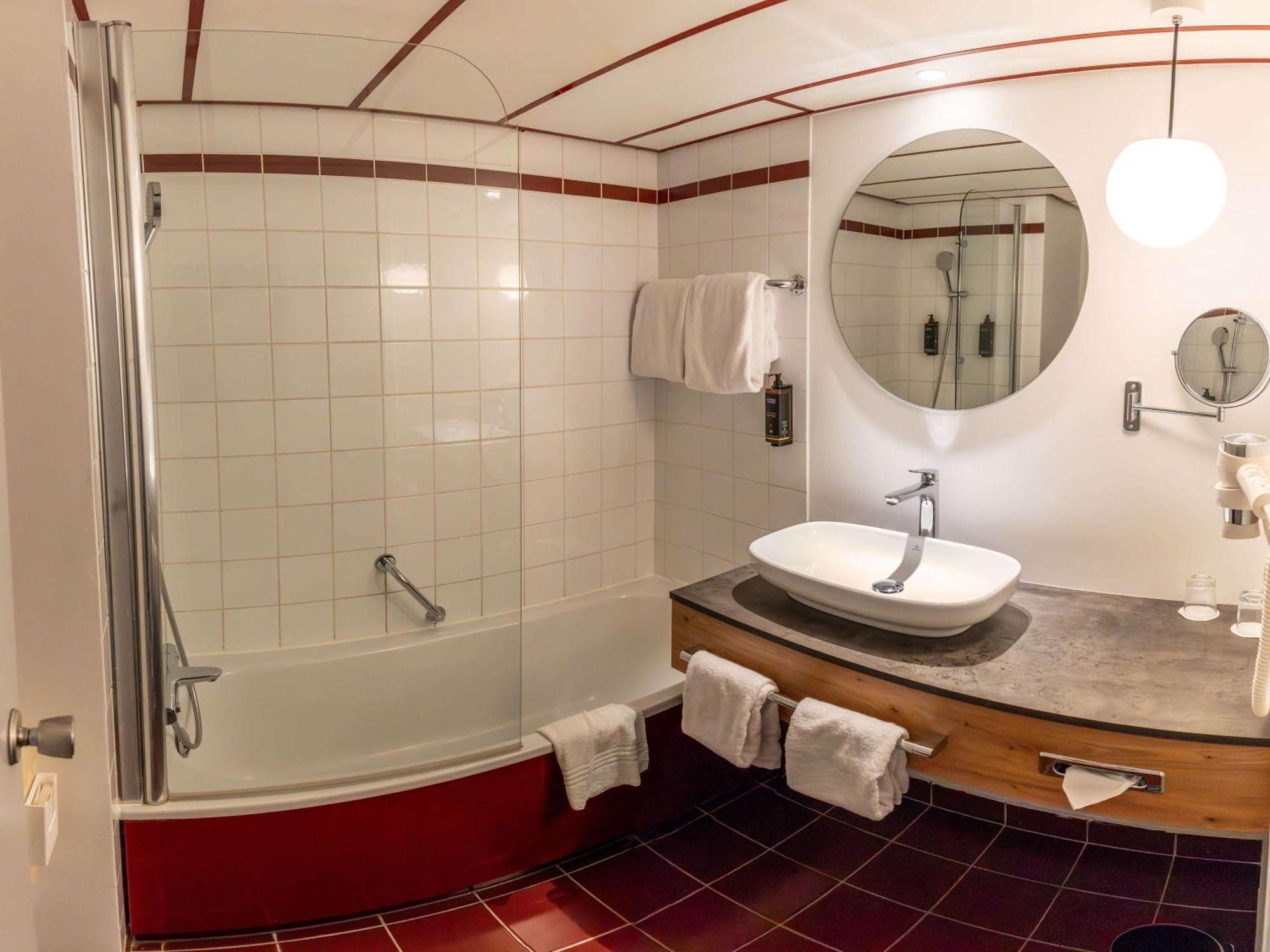 Mercure Hotel 4*