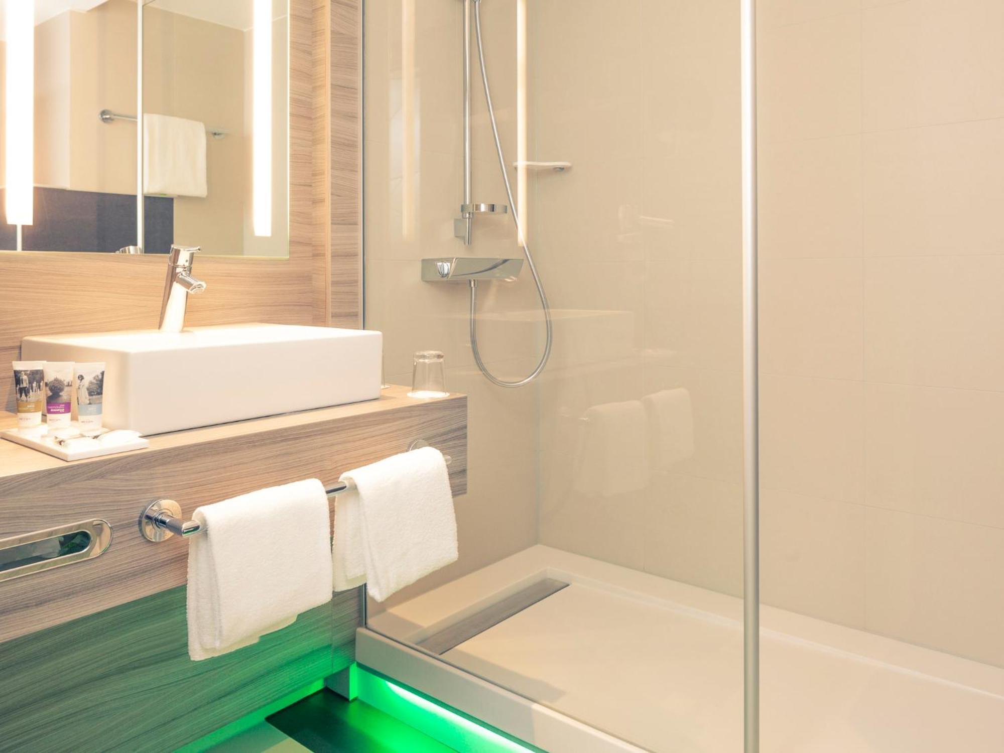 Mercure Hotel 4*