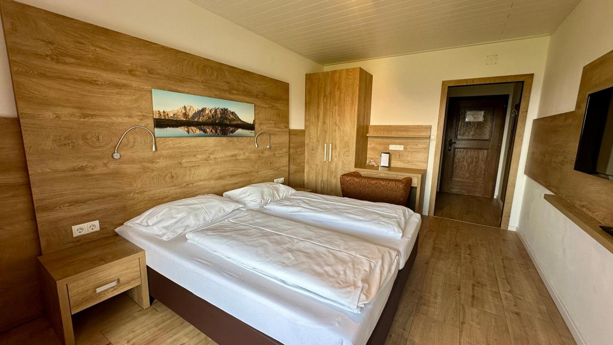 Hotel Schoene Aussicht