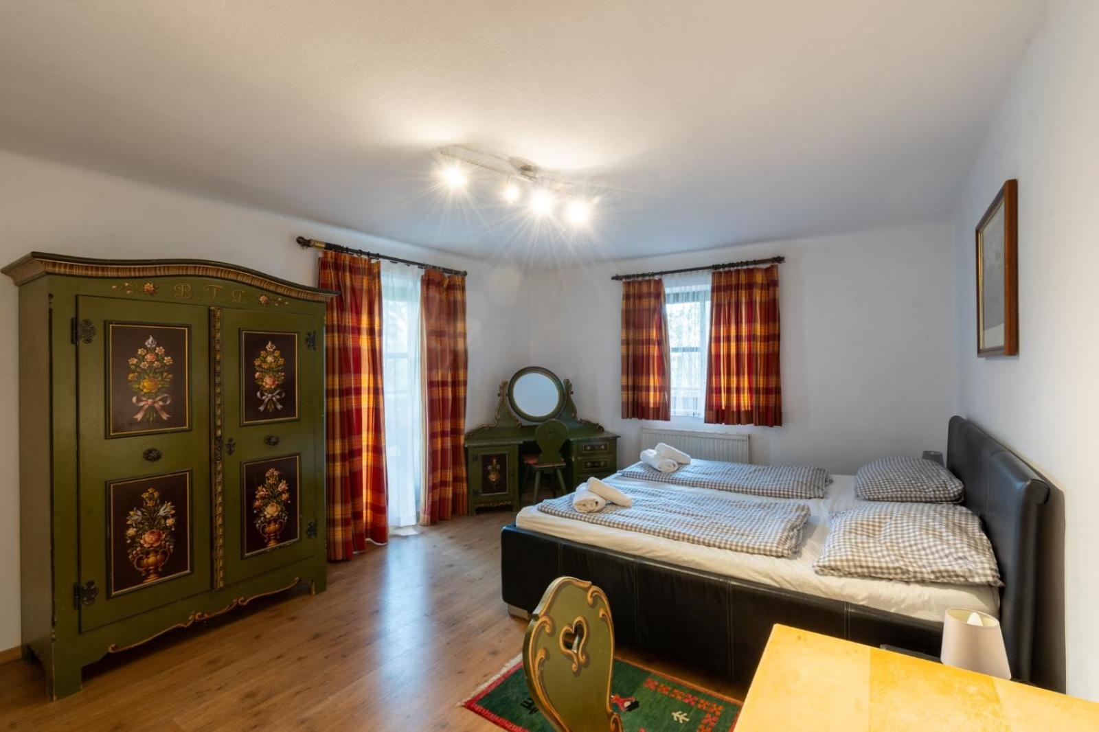 Bauernappartement Mit Balkon