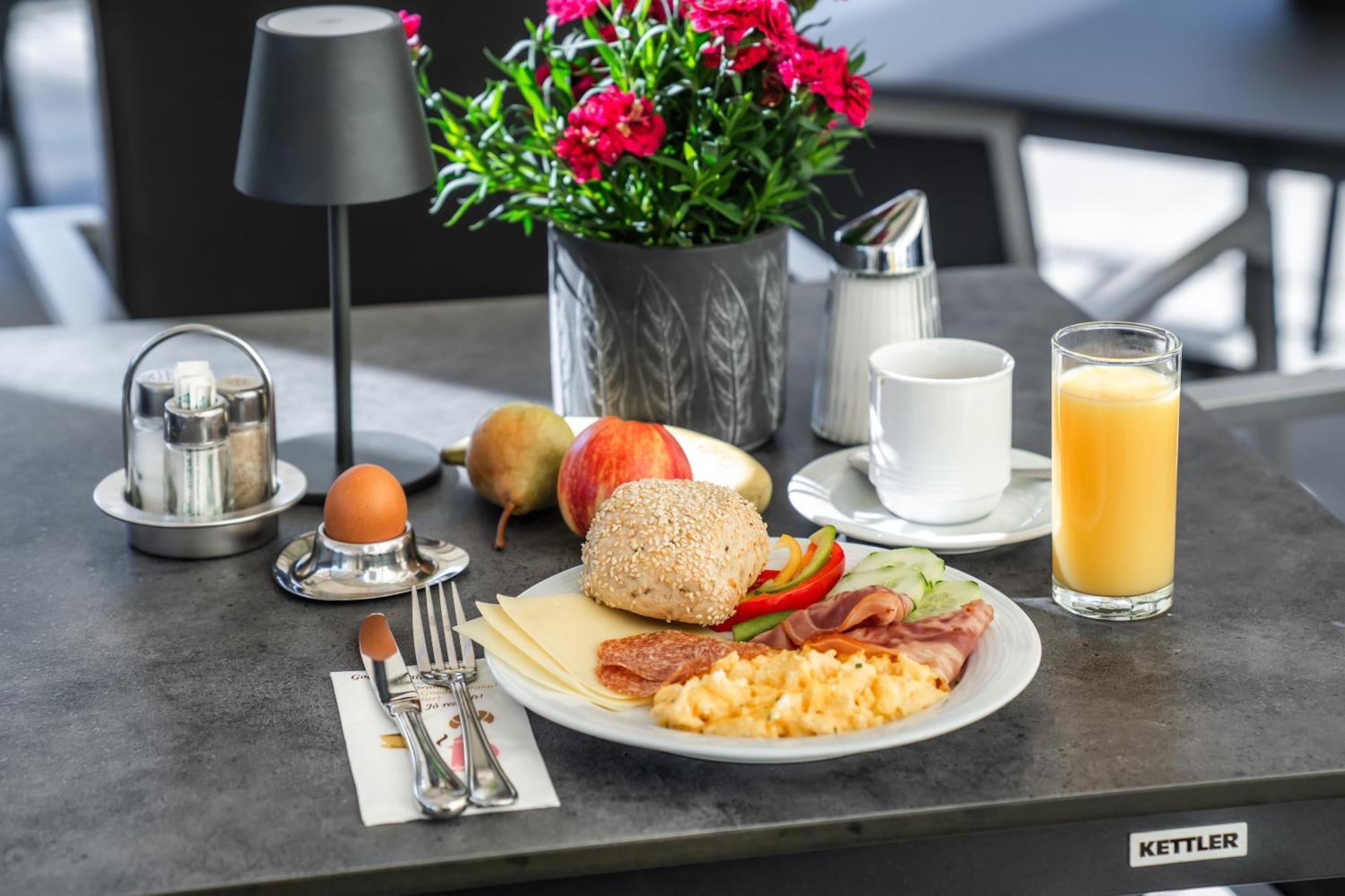Homestay Johannes Schloessl - Gaestehaus Der Pallottiner Am Moenchsberg *