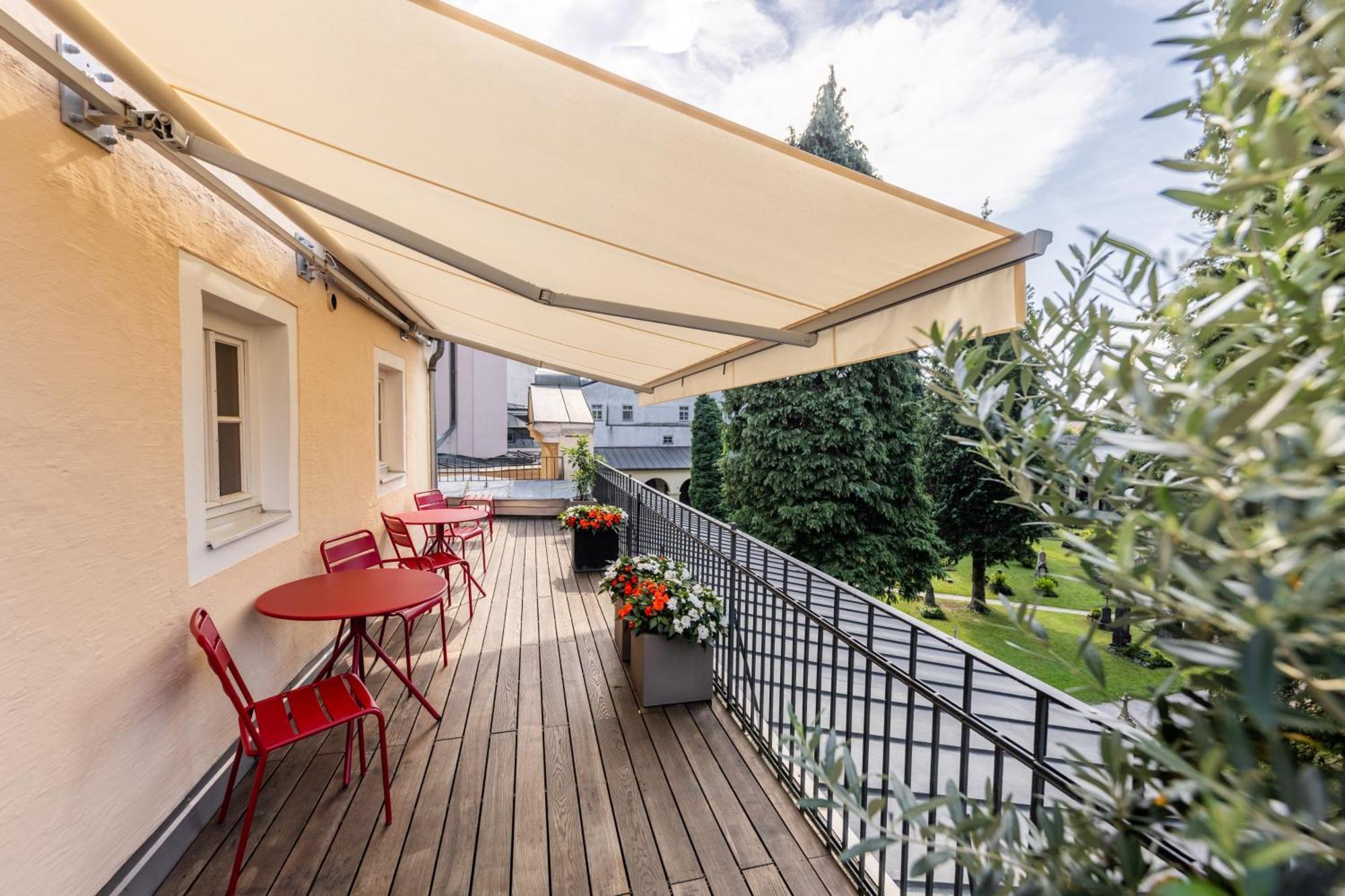 Altstadthotel Amadeus Hotel 4*