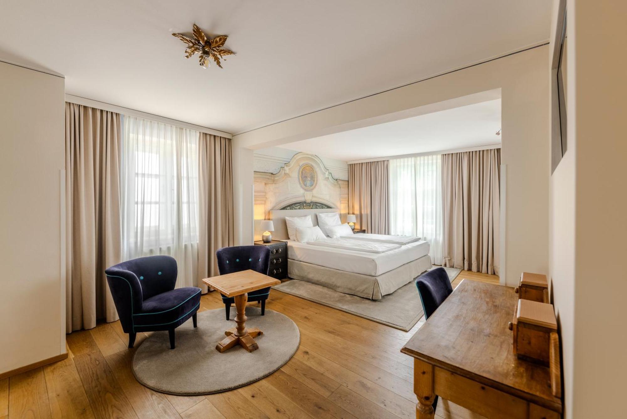 Altstadthotel Amadeus Hotel 4*