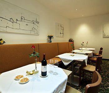 Altstadthotel Weisse Taube Hotel 4*