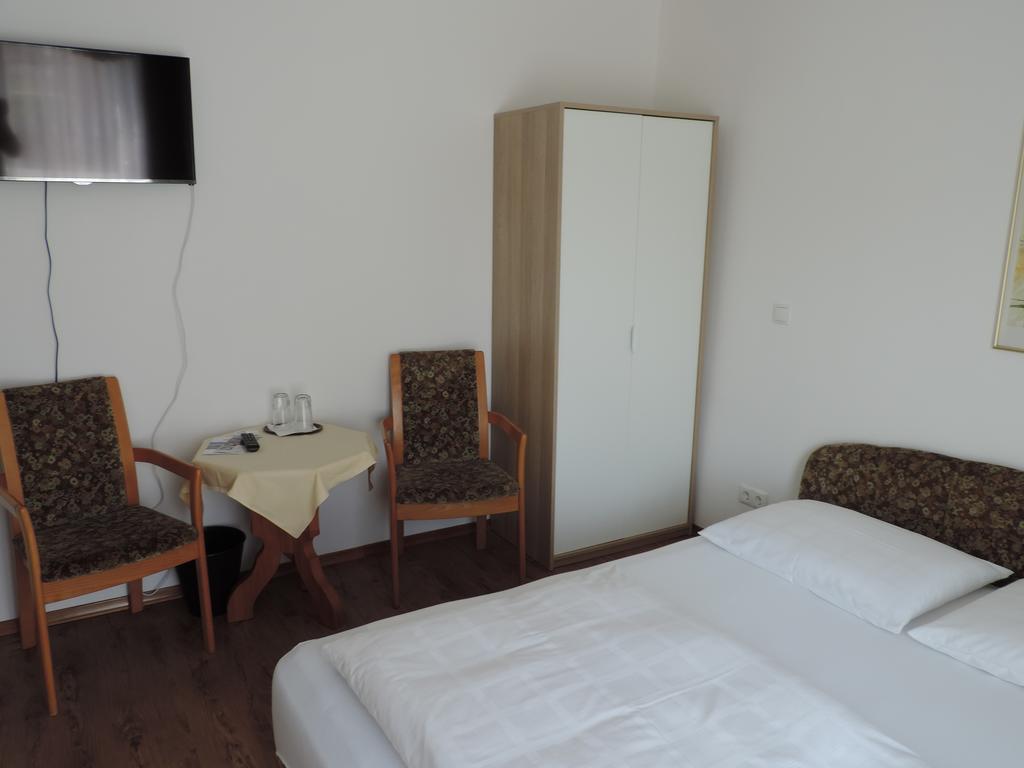 Am Eschenbach Guest house