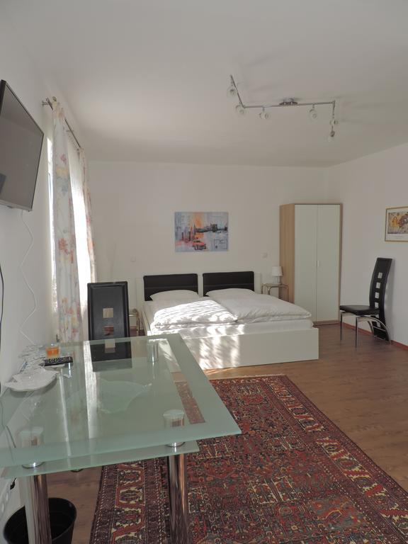 Am Eschenbach 2*