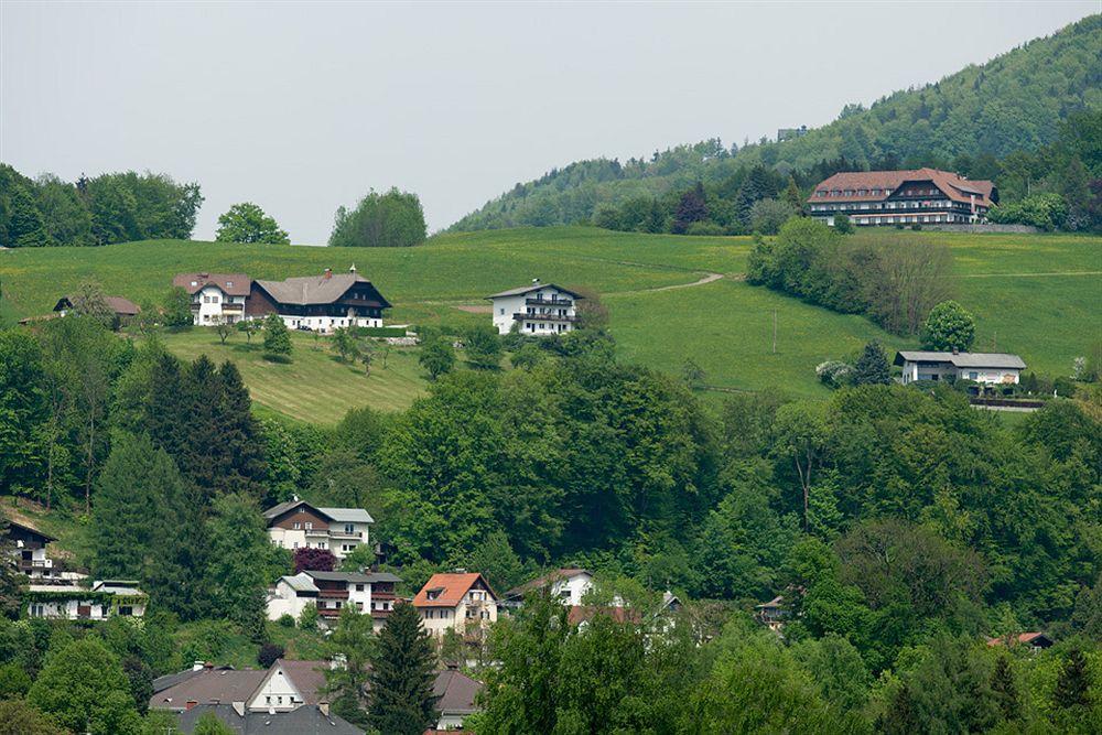 Hotel Meininger Center 3*