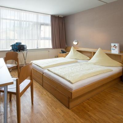 Allyouneed Hotel 3*