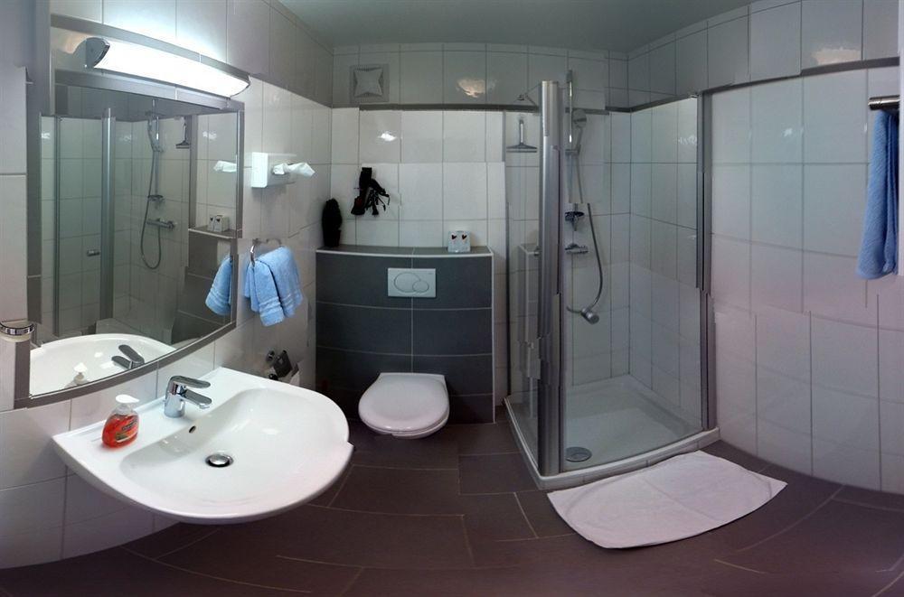 Drei Kreuz Hotel 3*
