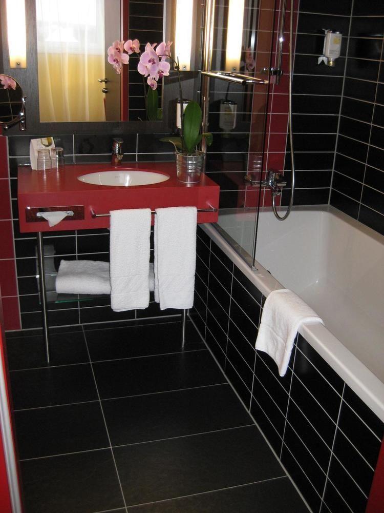 Western Amedia Art Hotel 4*